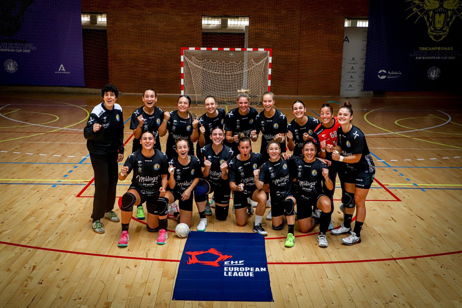 El Costa del Sol posa en Carranque.