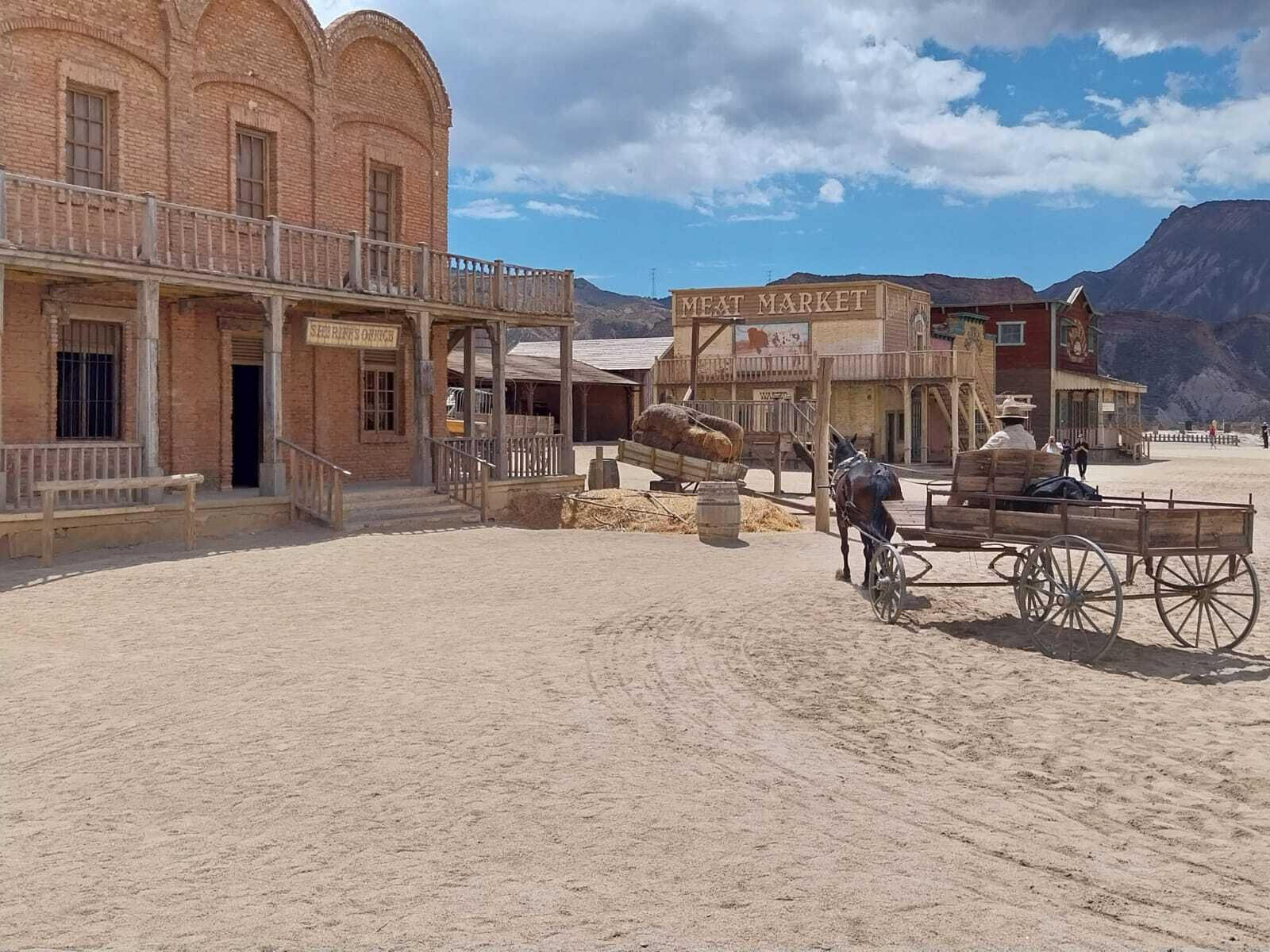 Vea cómo es el Mini Hollywood Oasys y sus espectaculares decorados