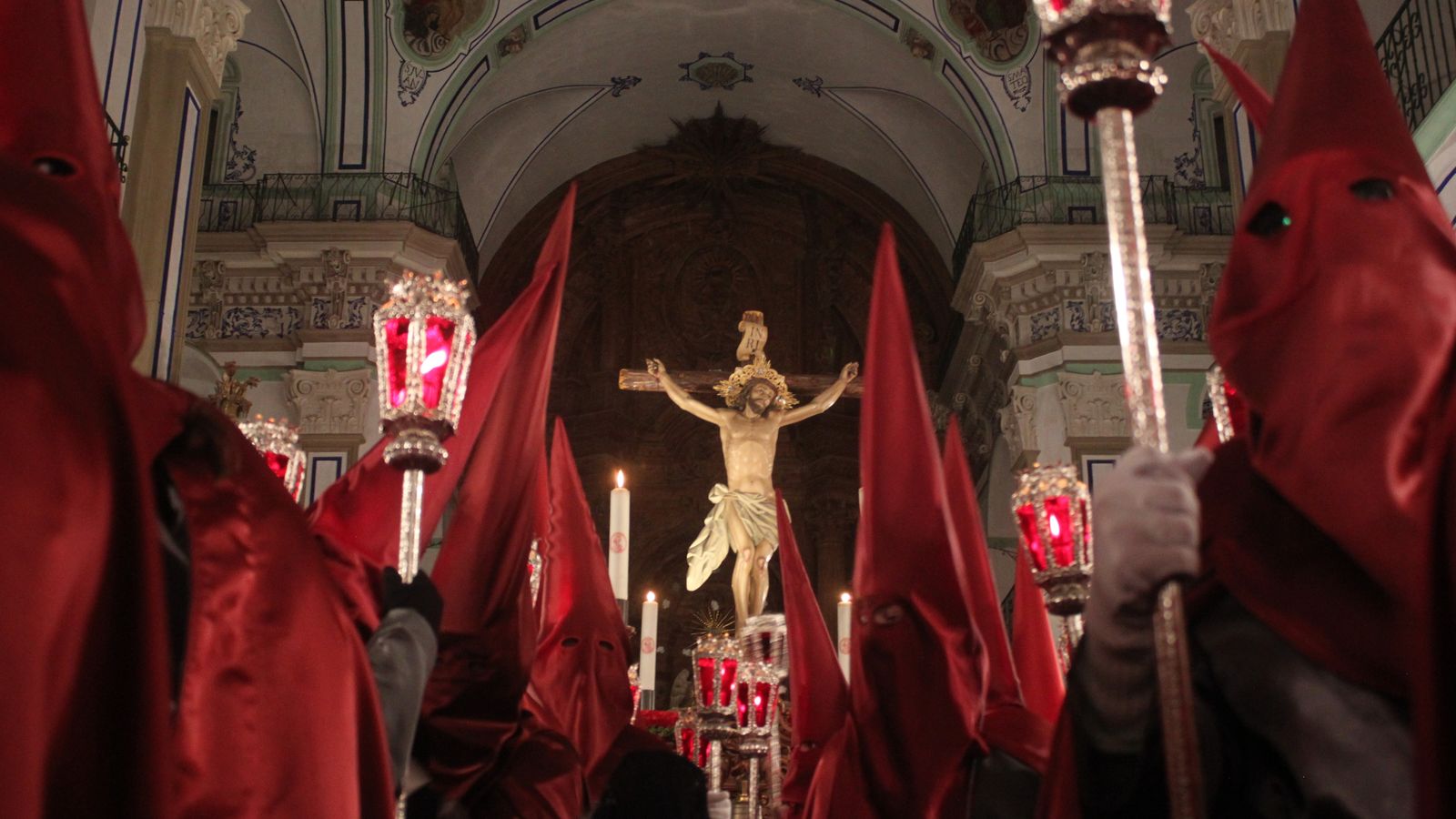 Salida del cristo del perdón.