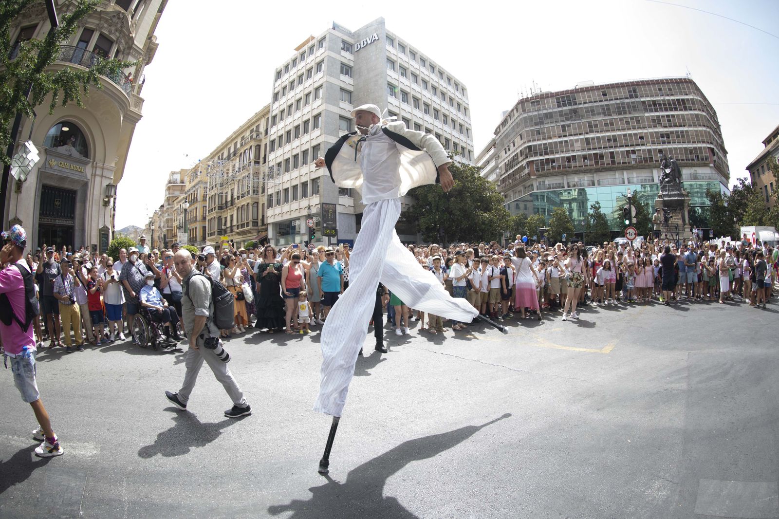 El regreso de la Tarasca a las calles de Granada, en imágenes