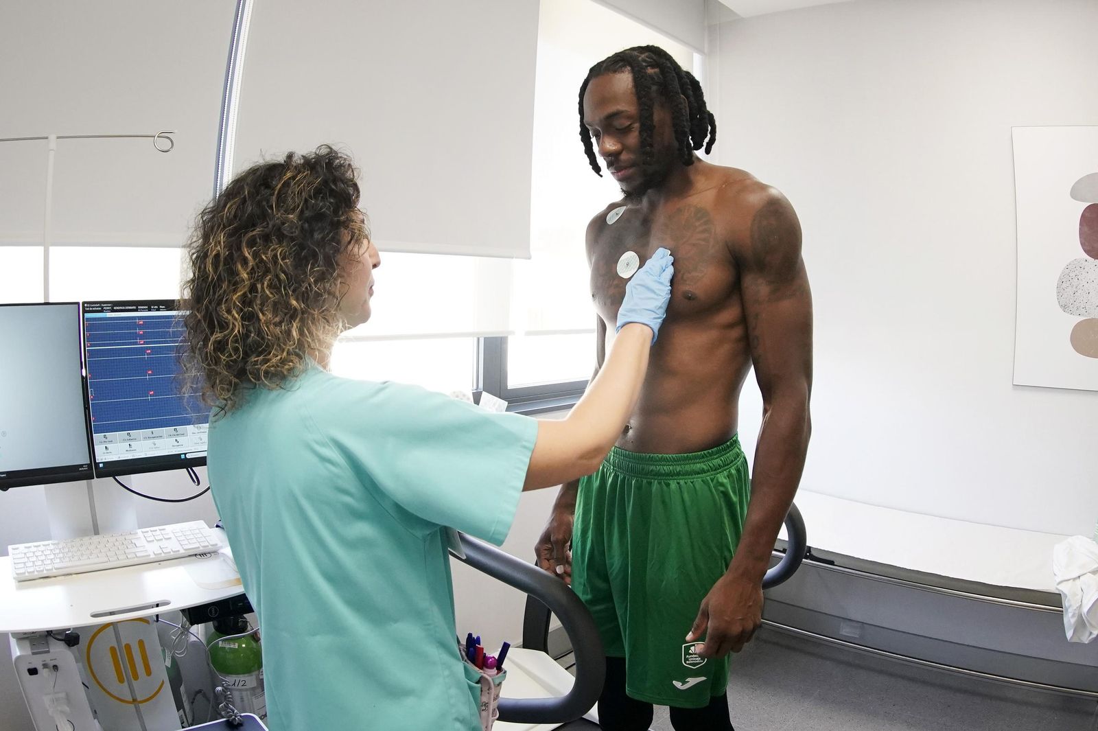 El primer día del Unicaja: Perry, Djedovic y los fichajes Webb y Sulejmanovic