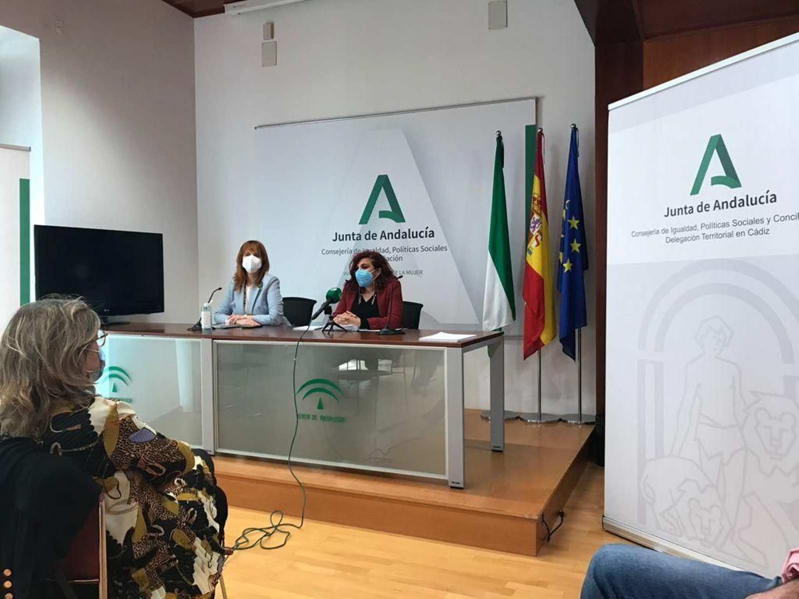 Presentación de la nueva Ley de Infancia a los colectivos gaditanos.