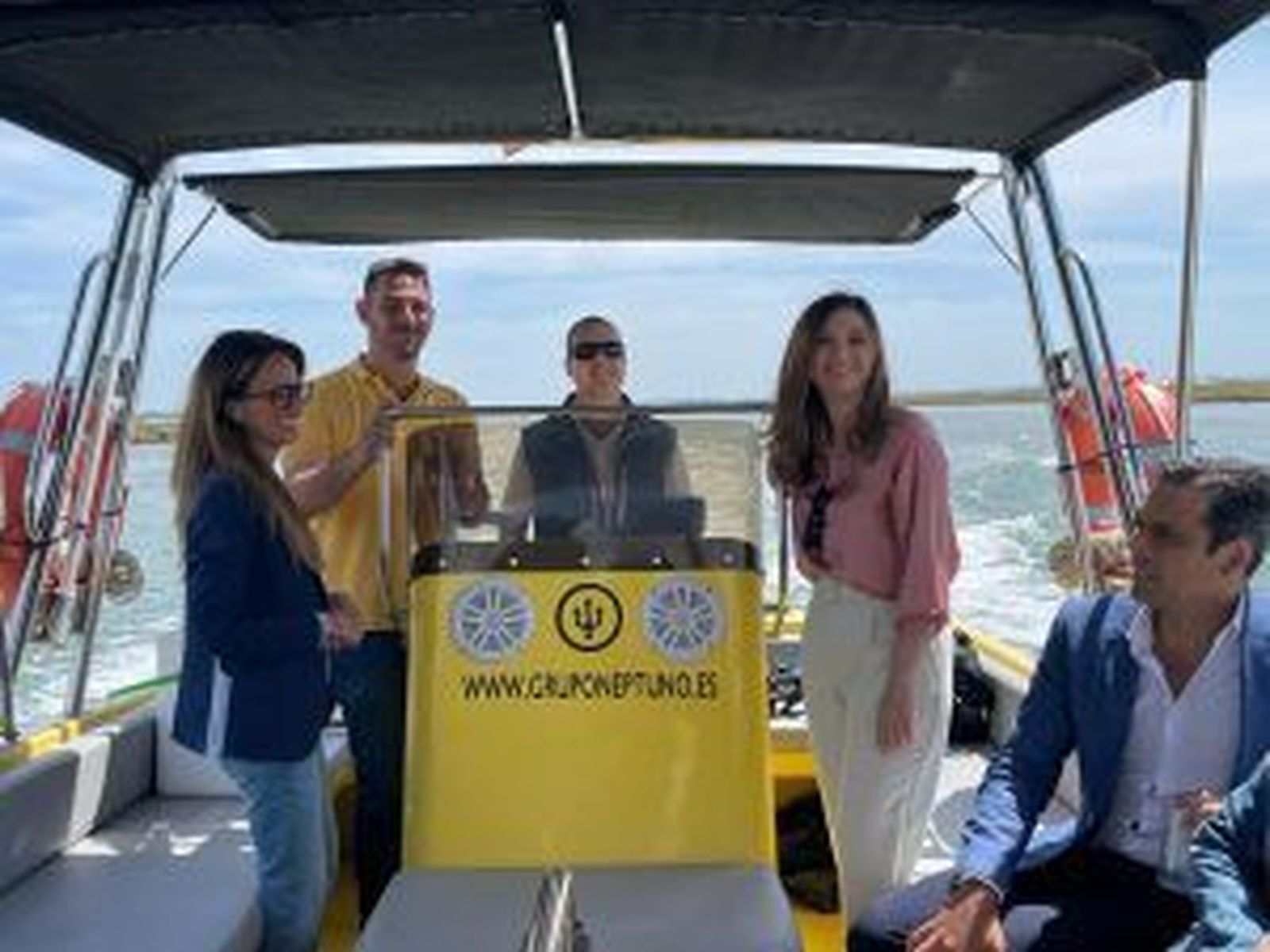María Márquez y Natalia Santos con el sector turístico de Ayamonte.