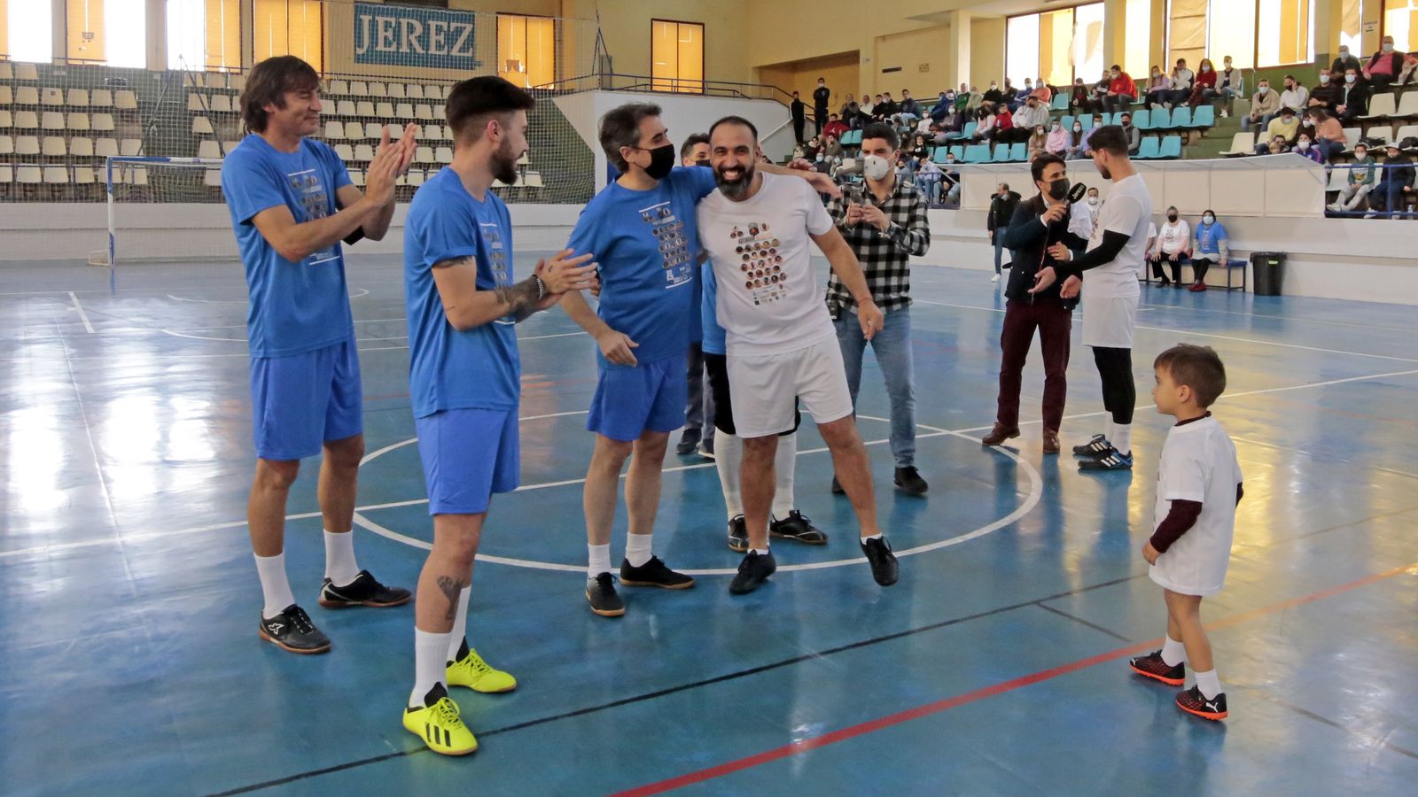 Partido benéfico para los niños damnificados por el volcán de La Palma