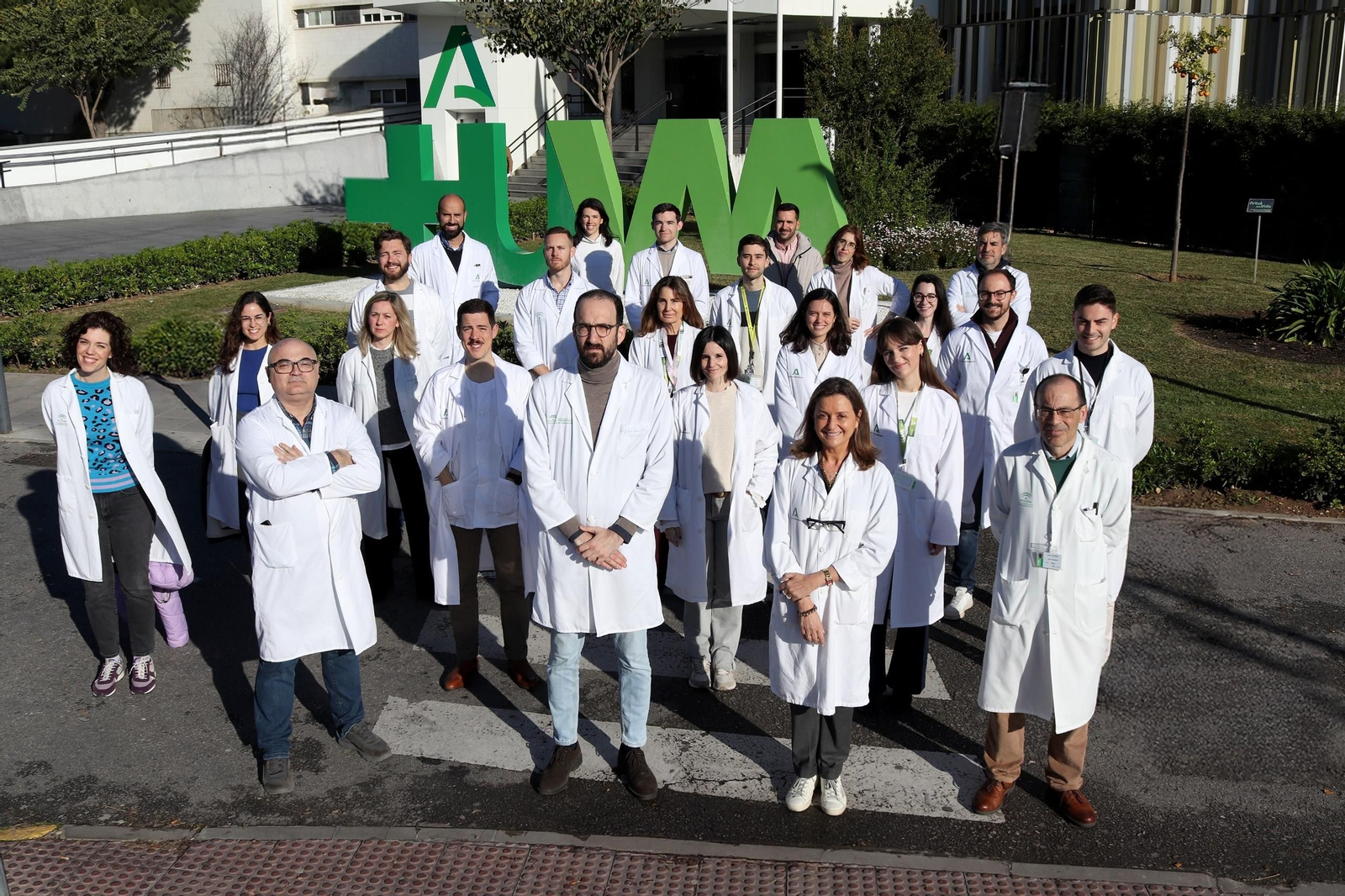 Foto de familia del equipo docente del máster.