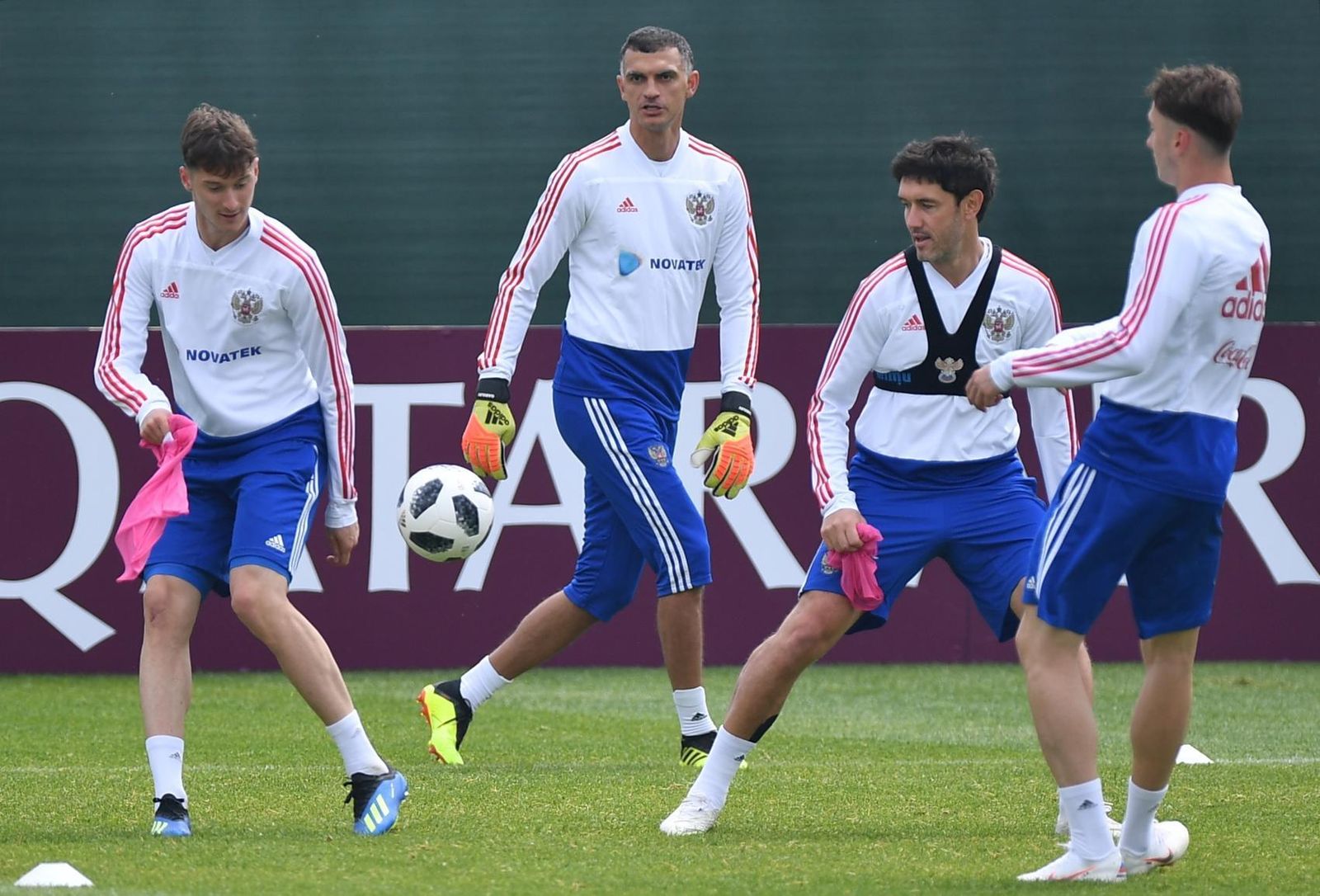Alexei Mirantschuk, Vladimir Gabulov, Yuri Zhirkov y Anton Mirantschuk, en un entrenamiento.
