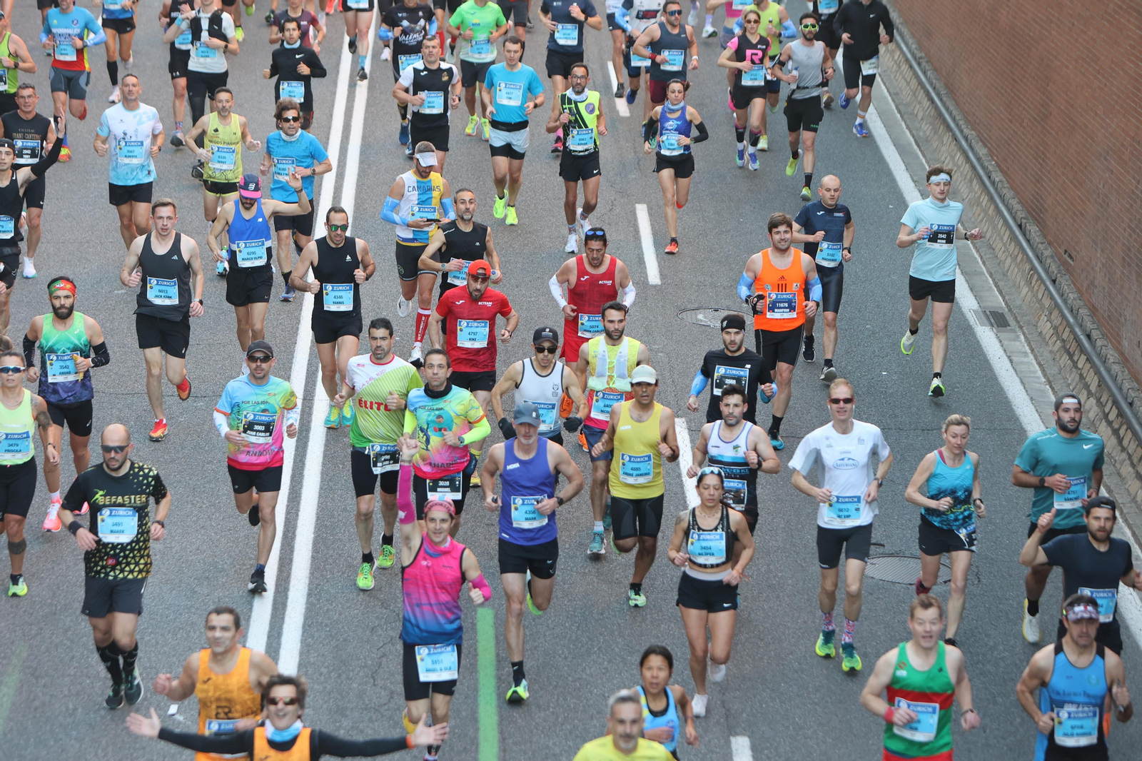 Búscate en la Zurich maratón de Sevilla
