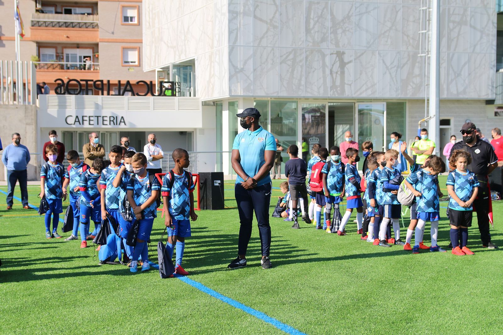 Fotogalería de la inauguración de las instalaciones deportivas de El Parador