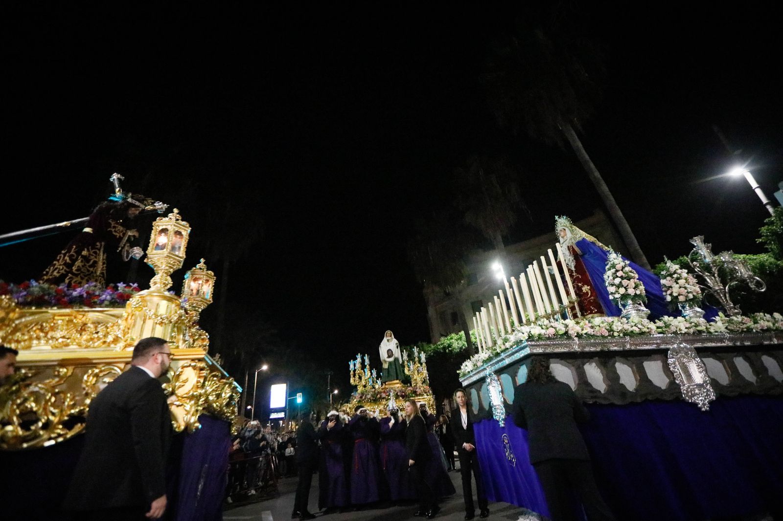 La procesión del Encuentro, en imágenes