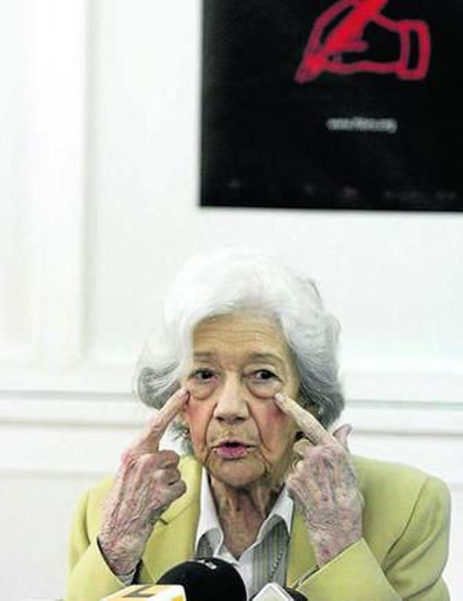 La escritora Ana María Matute.