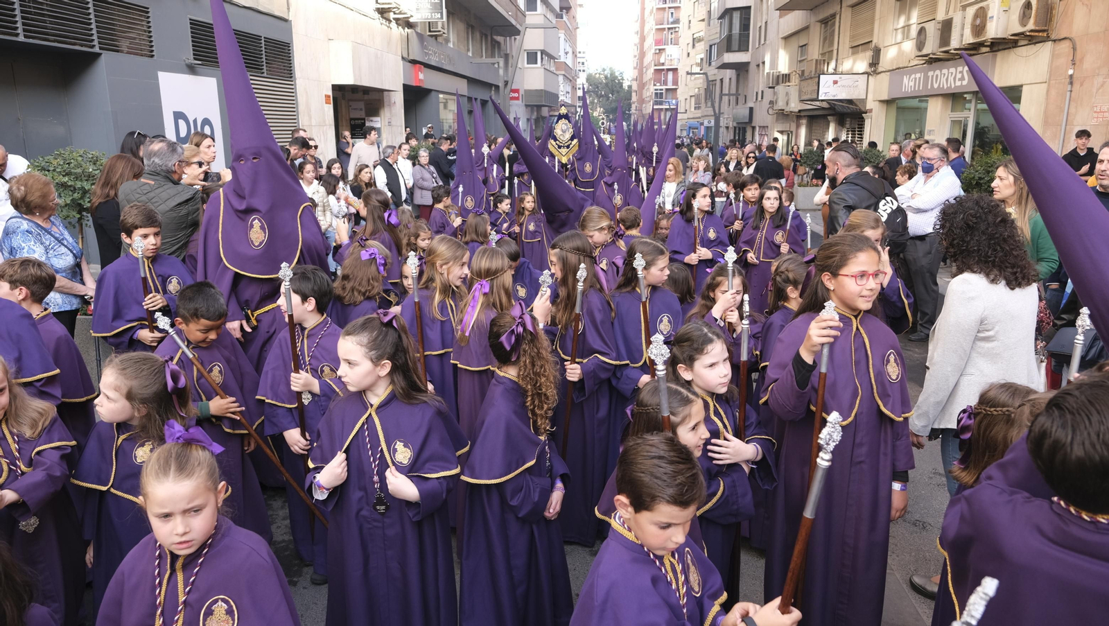 La procesión de Pasión en Almería, en imágenes