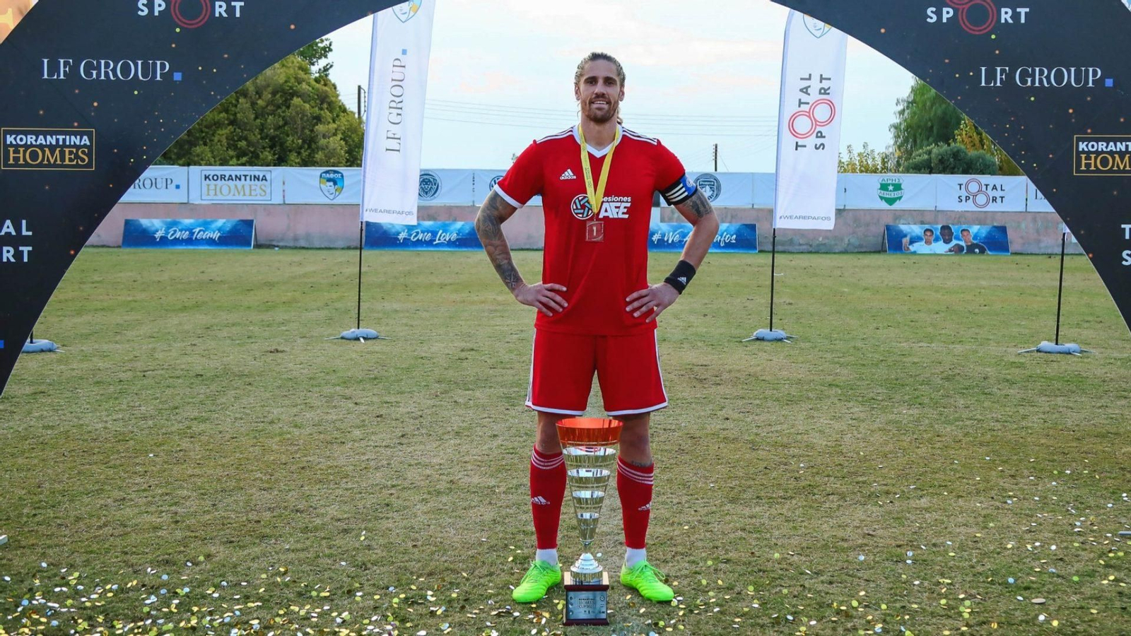 Raúl Albentosa con la AFE