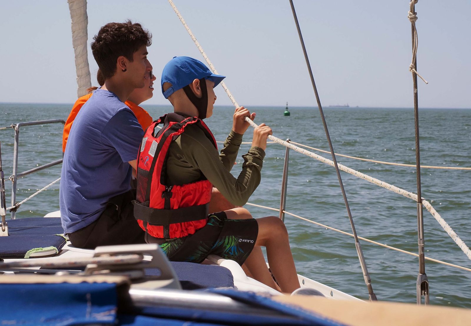 'Navega con Álvaro', la sesión de quimioterapia en Huelva, en imágenes