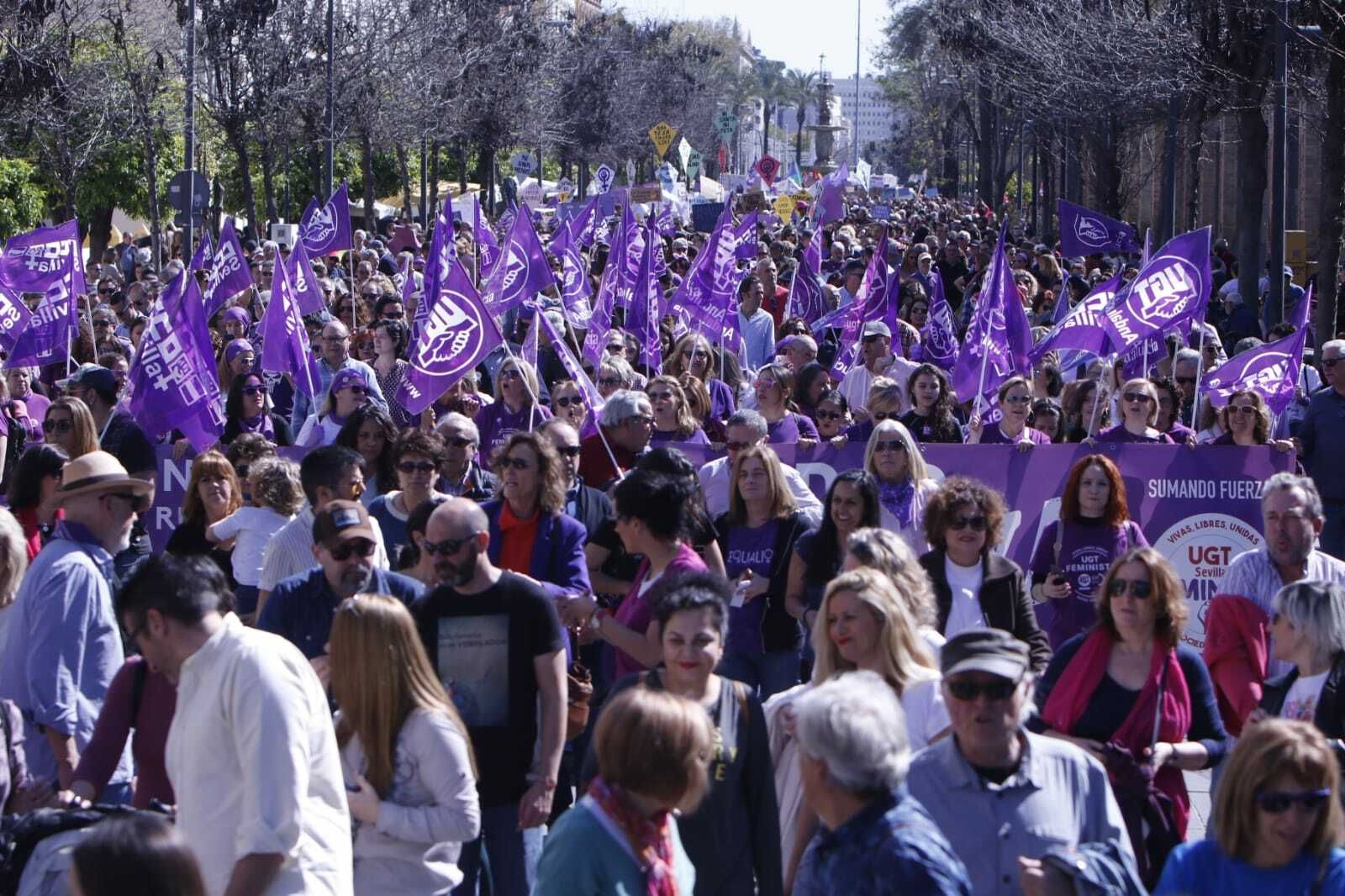 Las imágenes de las manifestaciones del 8M en Sevilla.
