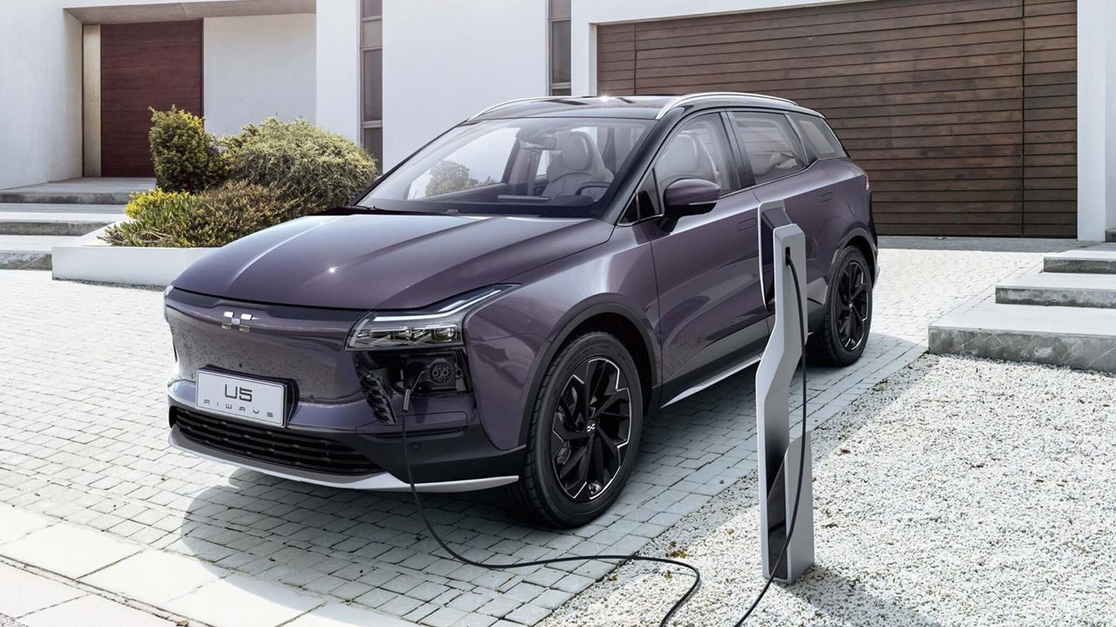 Las cargas con corriente alterna pueden ser con potencias de hasta 6,6 kW. Las de continua de 90 kW.