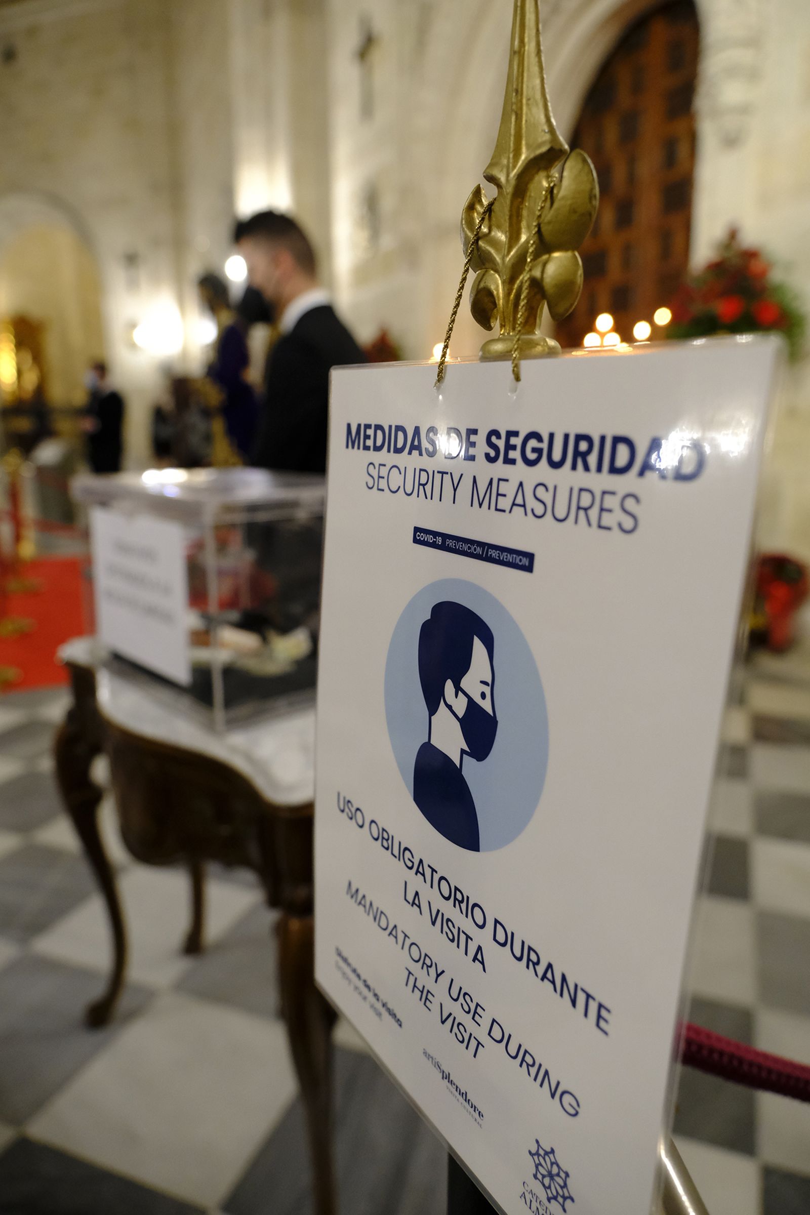Fotogalería veneración Jesús Cautivo de Medinaceli. Almería