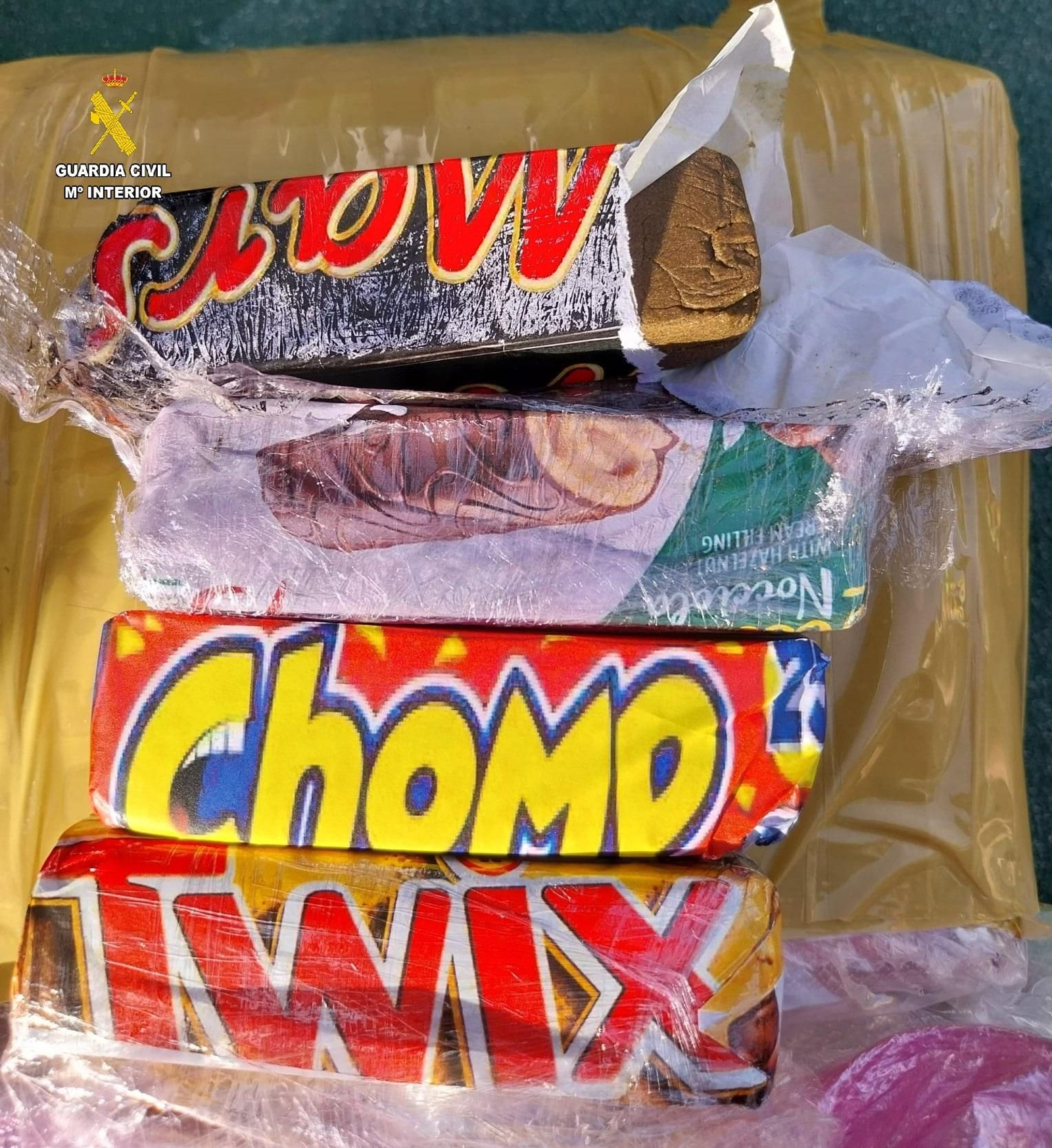 El hachís envuelto como choclatinas. El hachís envuelto como choclatinas.