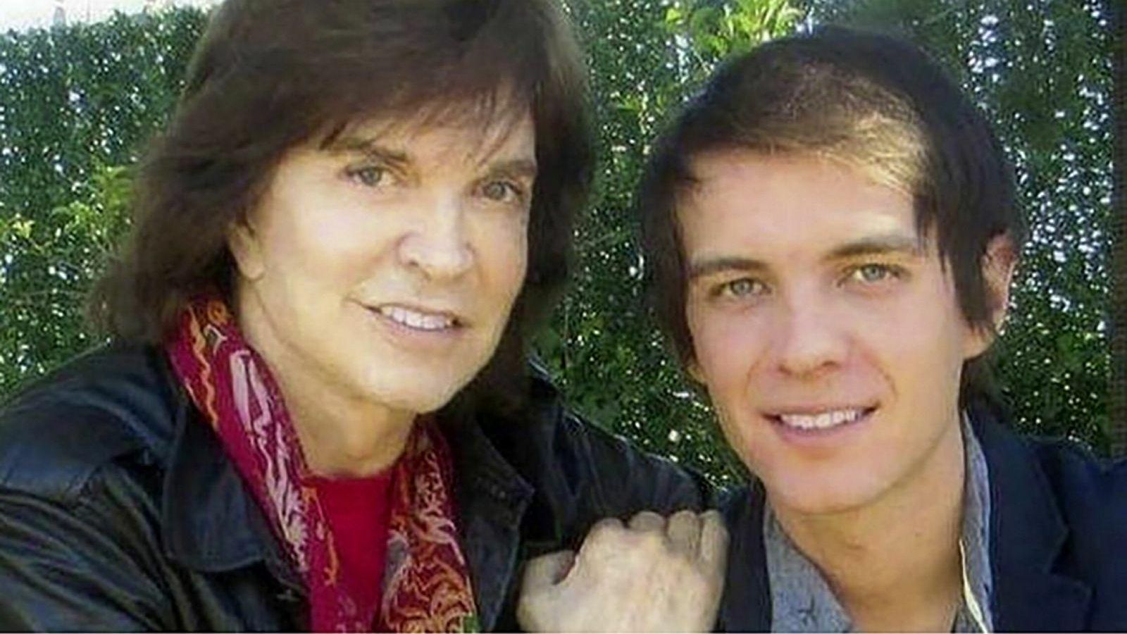 Camilo Sesto y su hijo, en una imagen reciente.