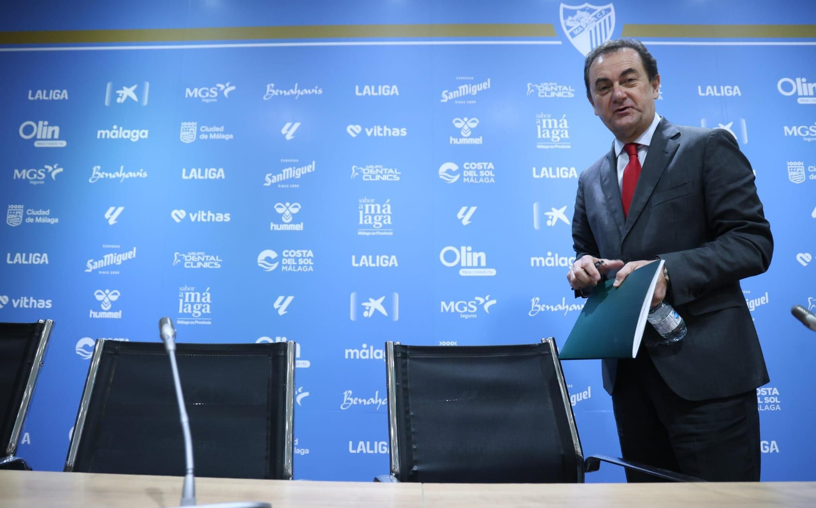 Las fotos tras la Junta General de Accionistas del Málaga CF