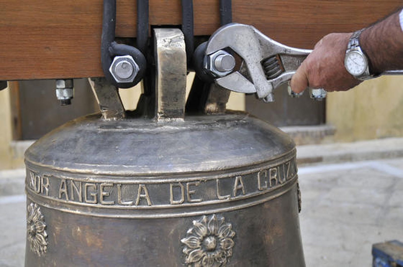 Las cuatro campanas de la espadaña de la basílica vuelven a lucir en todo su esplendor.

Foto: Juan Carlos Vázquez