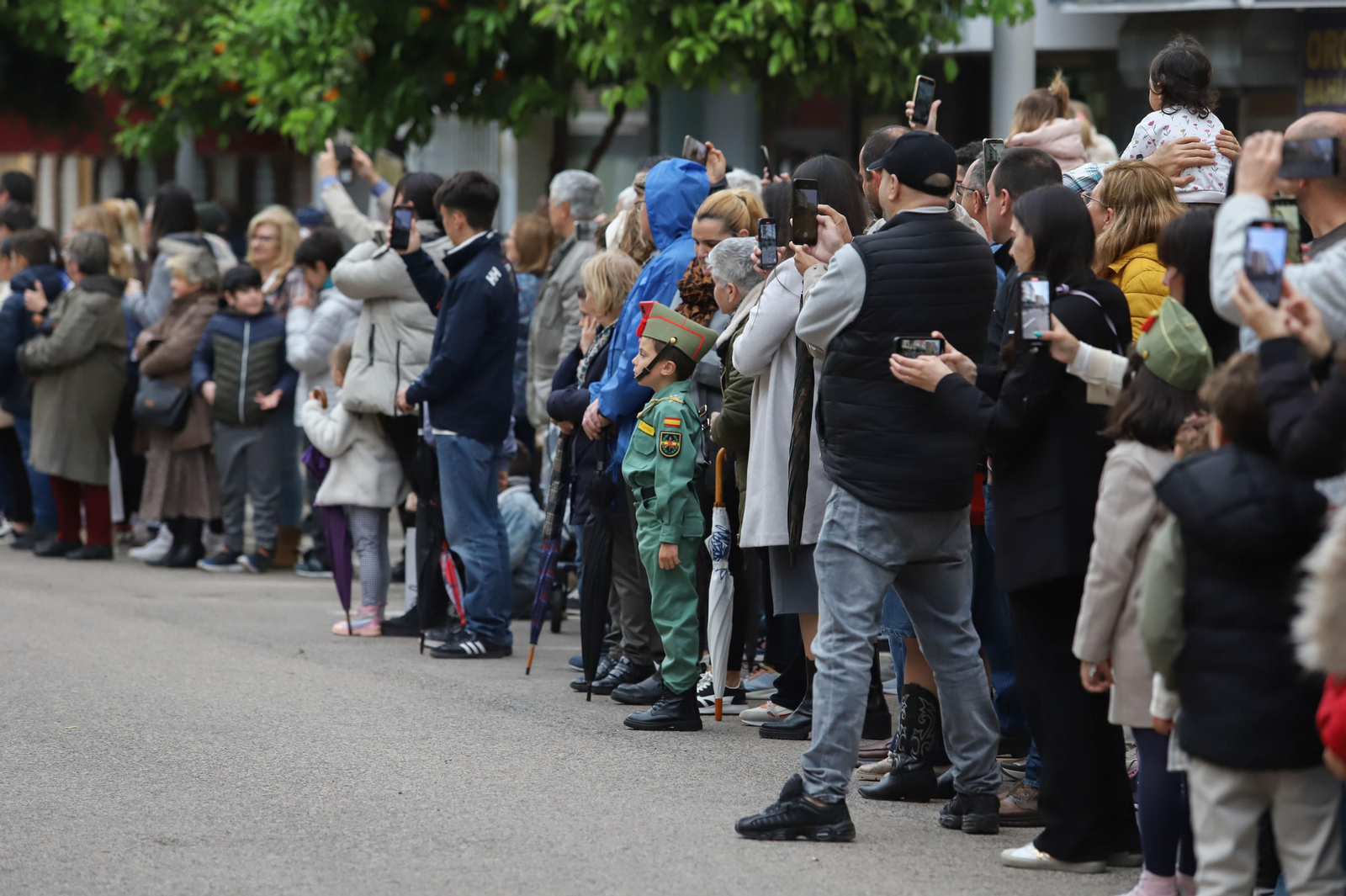 Fotos del Lunes Santo en Algeciras: Desfile de la Legión
