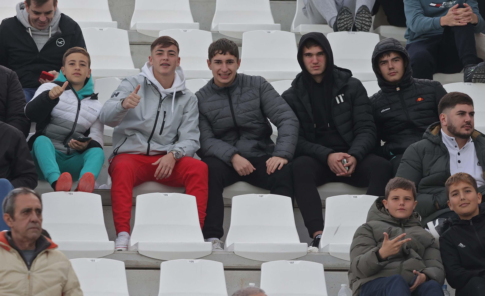 Búscate en el Ciudad de La Línea durante el Balona - Yeclano