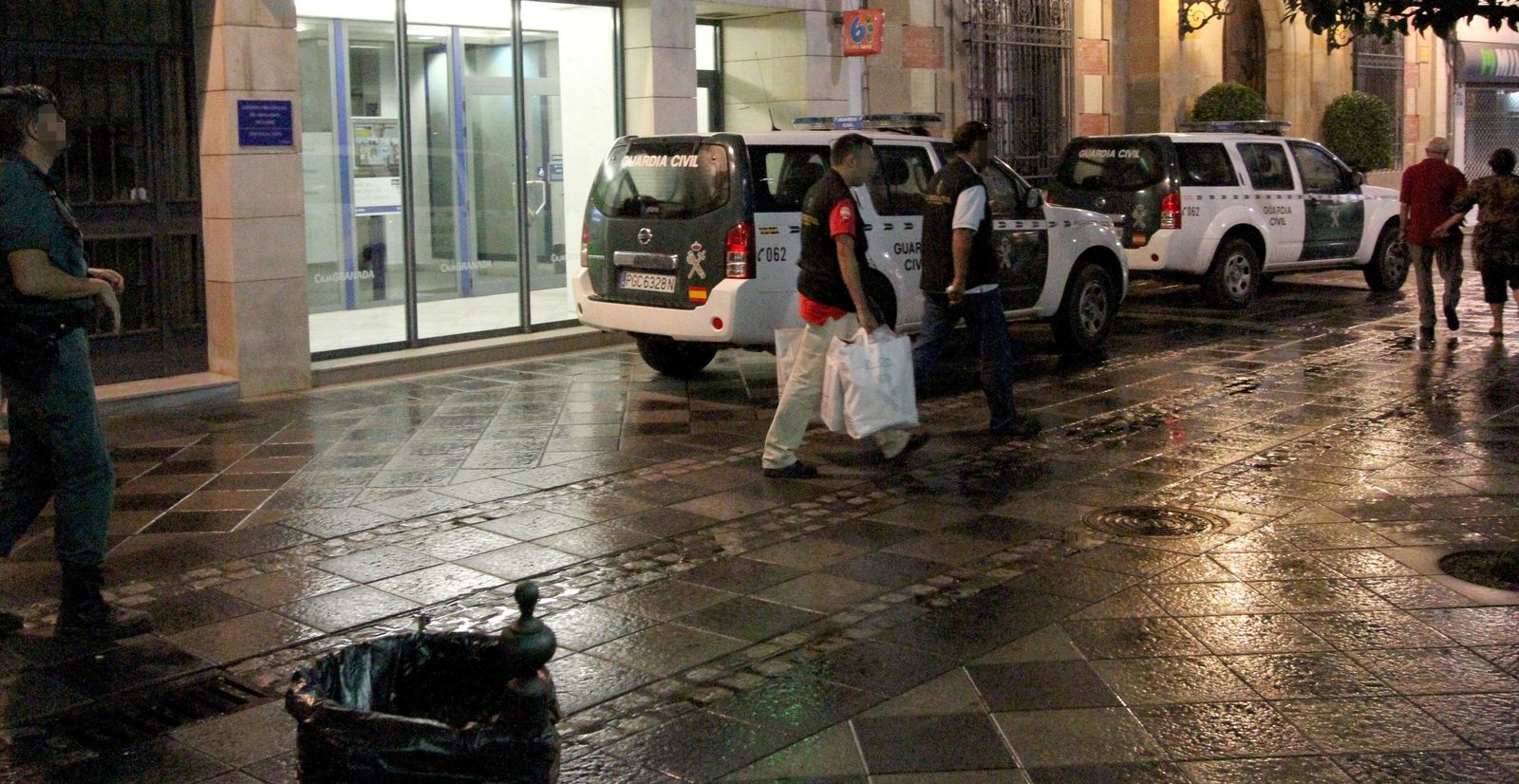 Uno de los registros de la investigación del blanqueo, en 2012