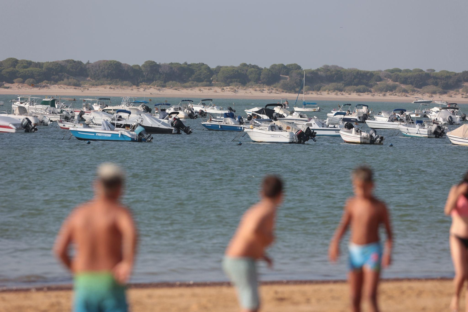 Imágenes de la última jornada del primer ciclo de las Carreras de Caballos de Sanlúcar 2025