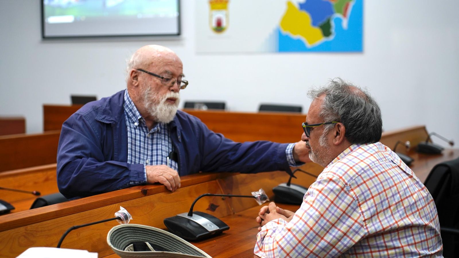 Fotos de la presentación de la revista Almoraima número 62 en Mancomunidad