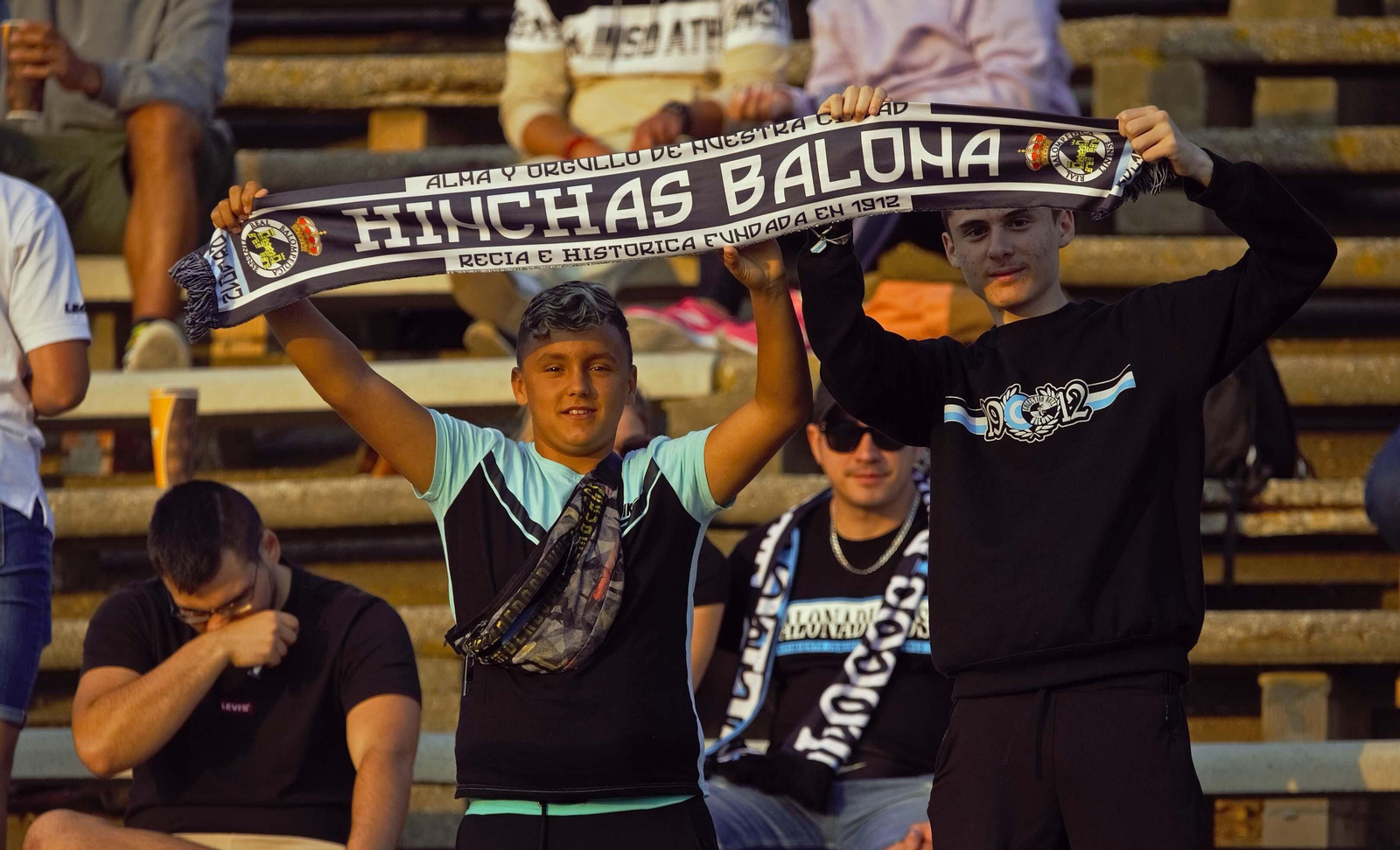 Búscate durante el Balona - Rayo Majadahonda en el estadio municipal de La Línea