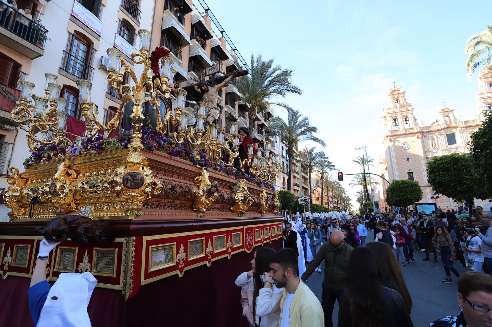 Imágenes de la procesión de la hermandad de la Lanzada de Huelva
