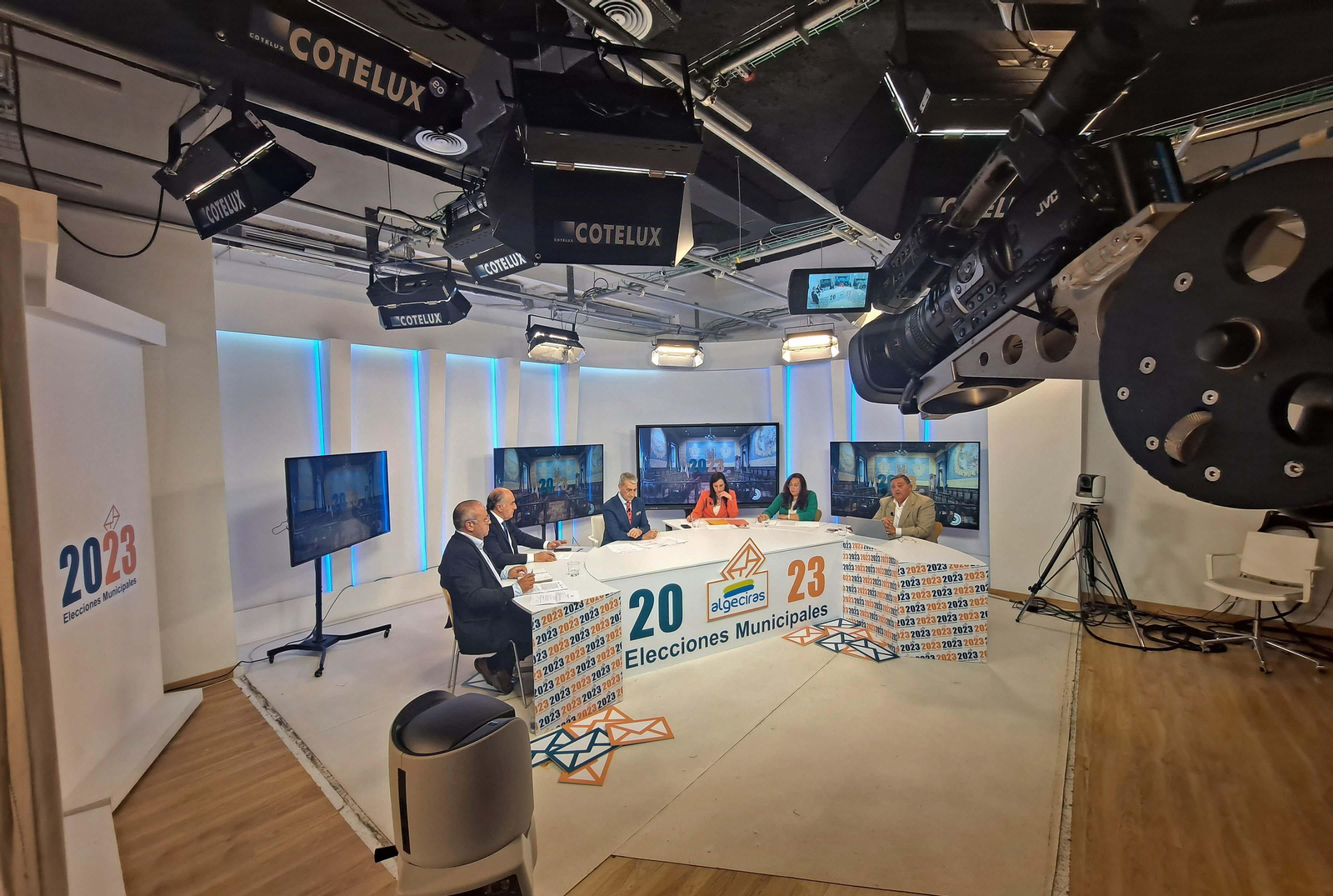 Fotos del debate electoral en Onda Algeciras Televisión
