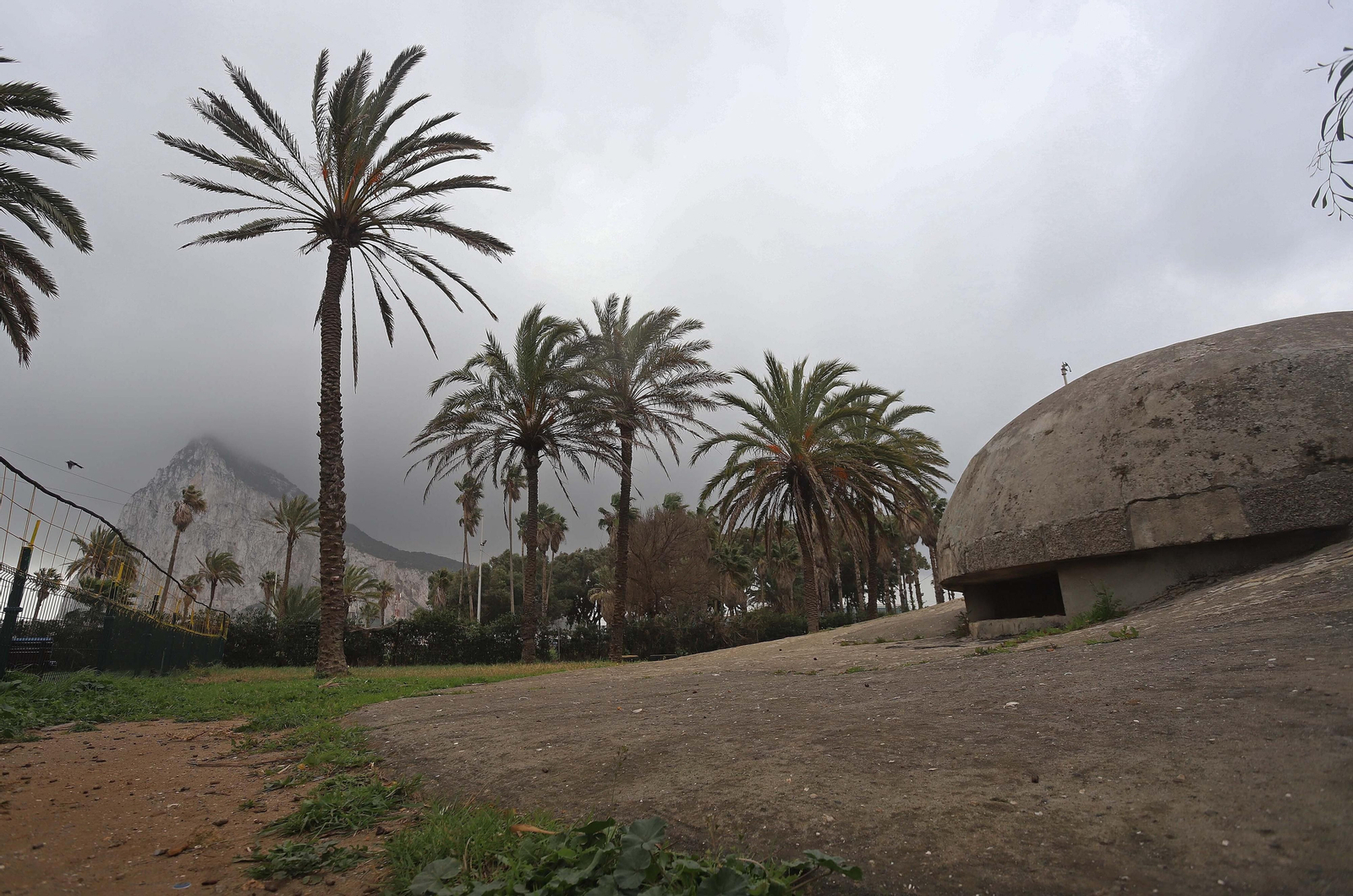 Un bunker en el parque Princesa Sofía de La Línea.