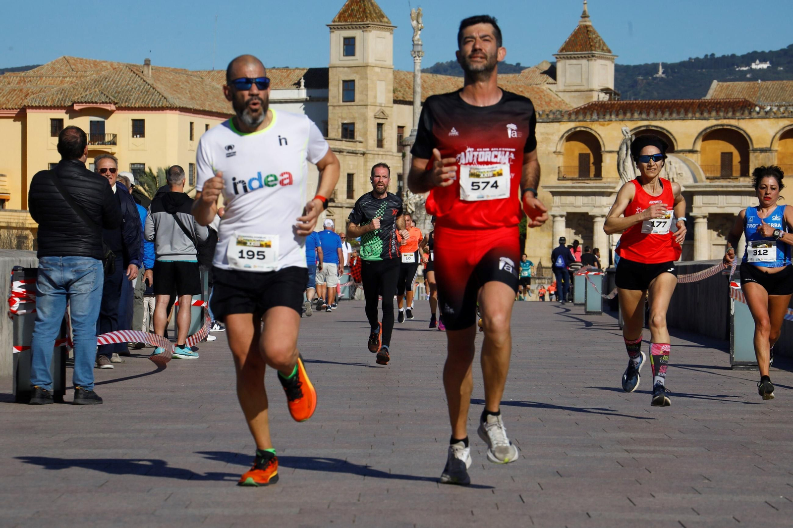 Las mejores fotos de la Carrera Popular Puente Romano de Córdoba