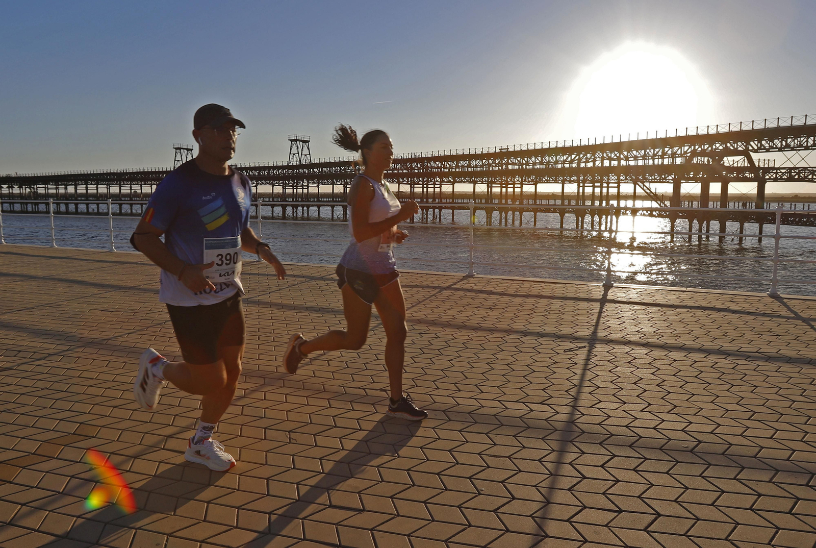 Imágenes de la carrera 10K Huelva Puerta del Descubrimiento