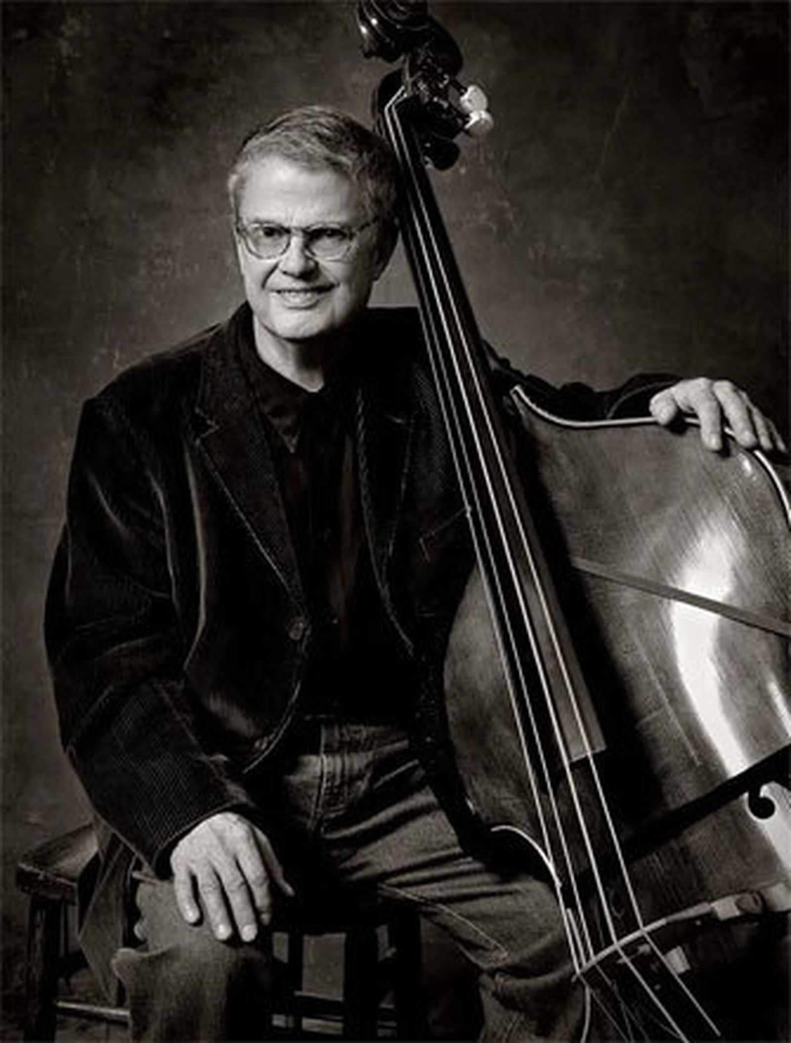 Muere el contrabajista Charlie Haden