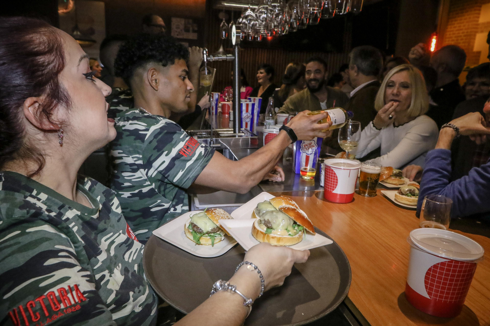 Las fotos de la celebración en el restaurante KGB de los éxitos de 2019