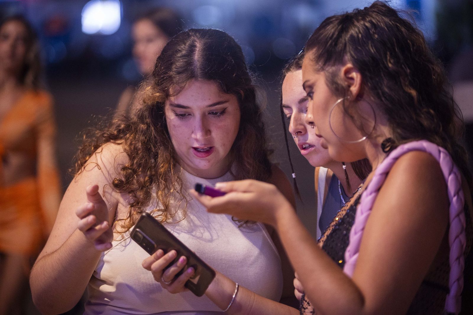 Búscate en las imágenes del concierto Bad Gyal en el Concert Music de Chiclana