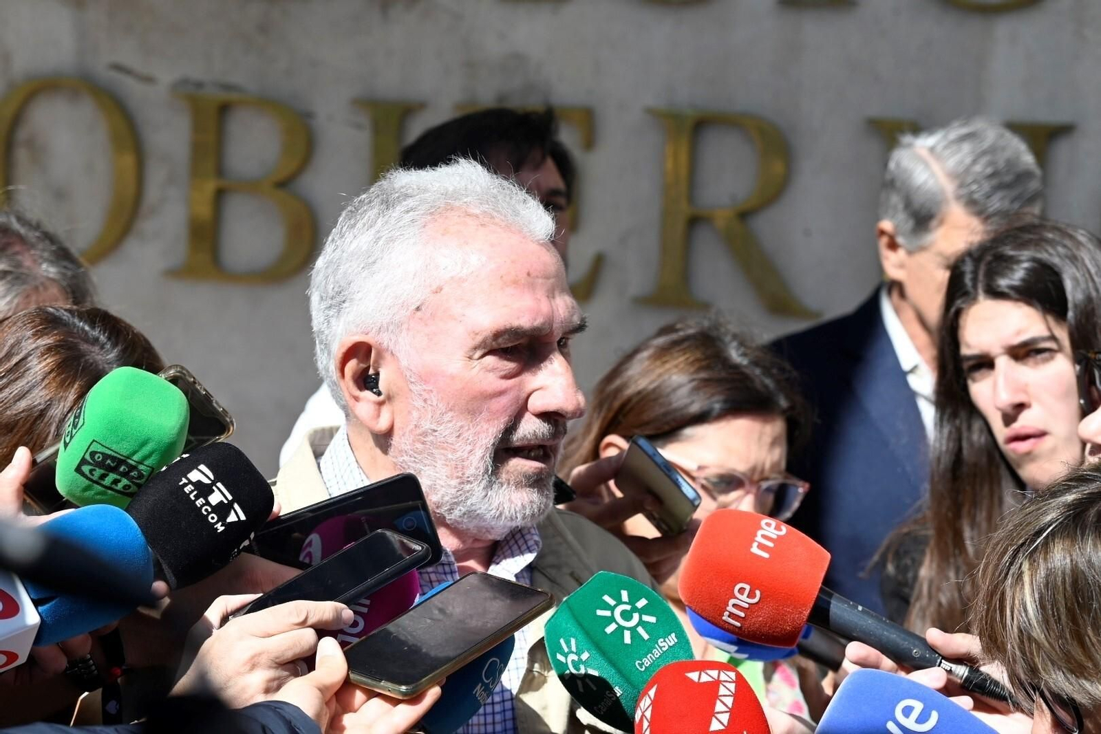 El reparto de naranjas en Córdoba en protesta por la situación del campo, en imágenes El reparto de naranjas en Córdoba en protesta por la situación del campo, en imágenes
