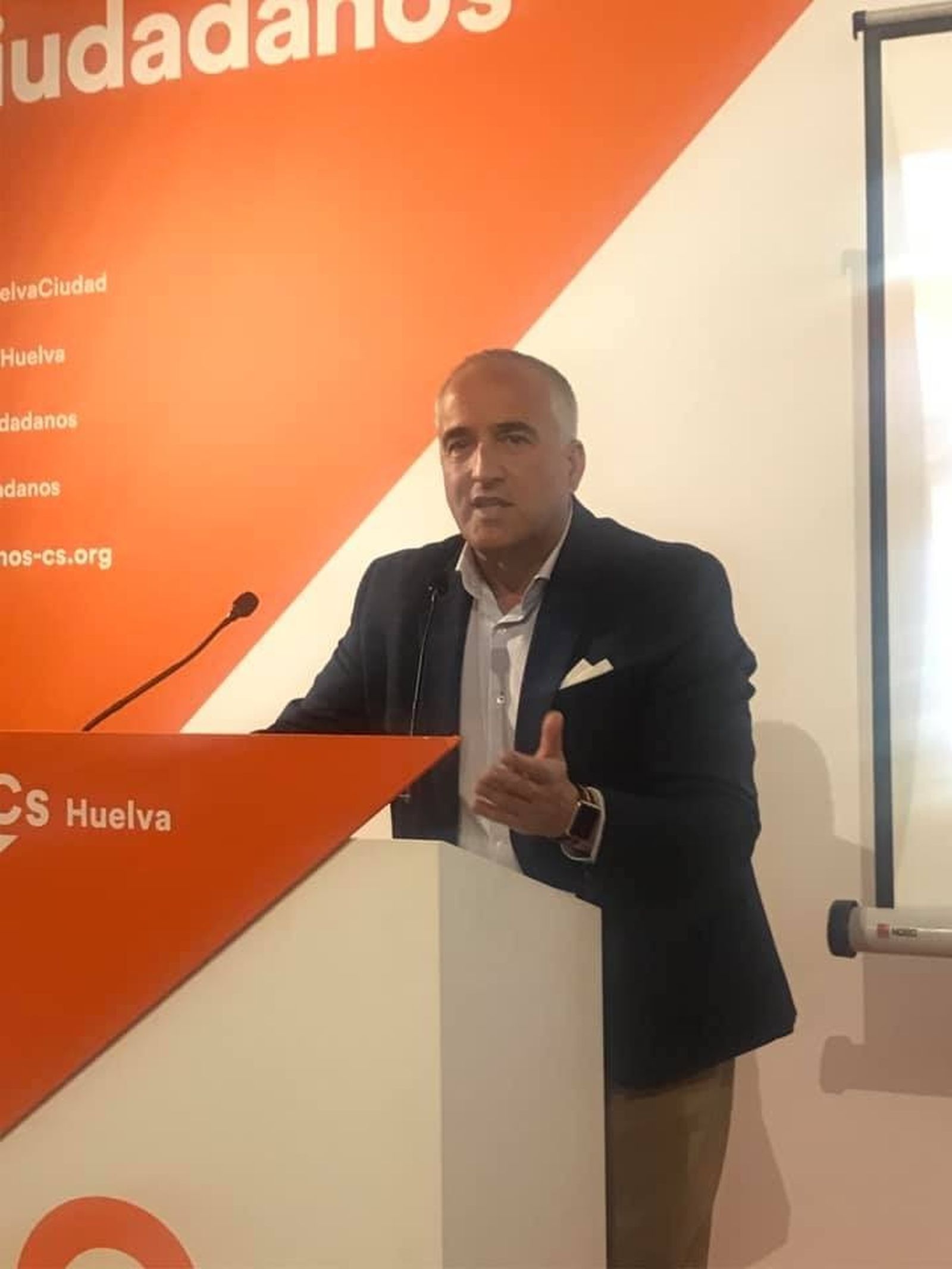 Rafael Pérez, secretario de Organización de la formación naranja en Huelva.