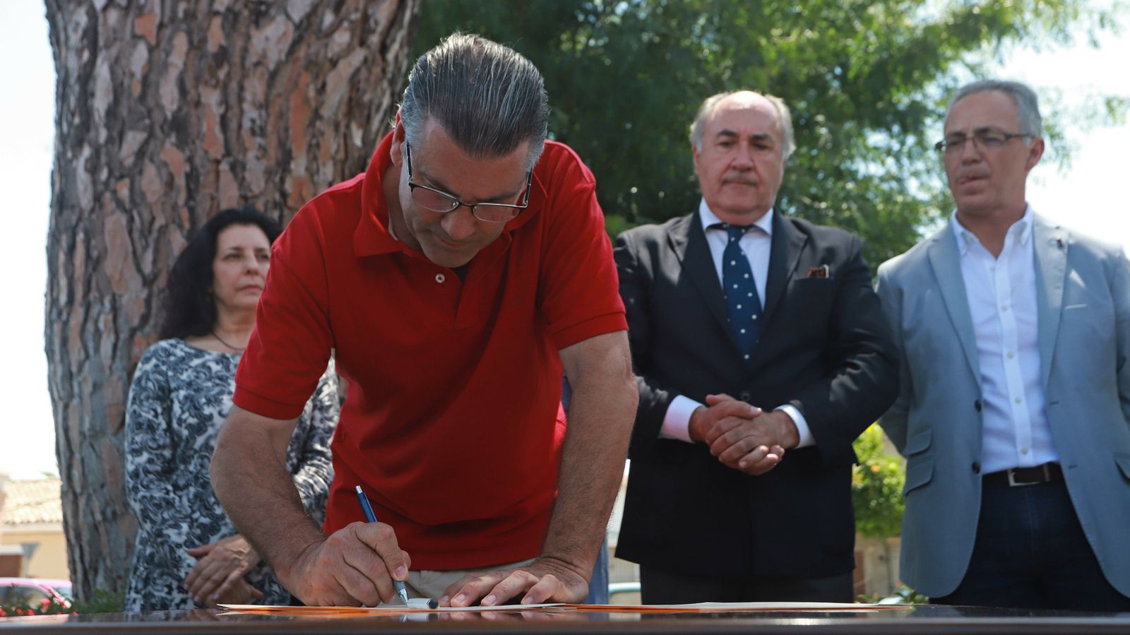 Las mejores fotos del viaje reivindicativo de los alcaldes a Ronda en tren