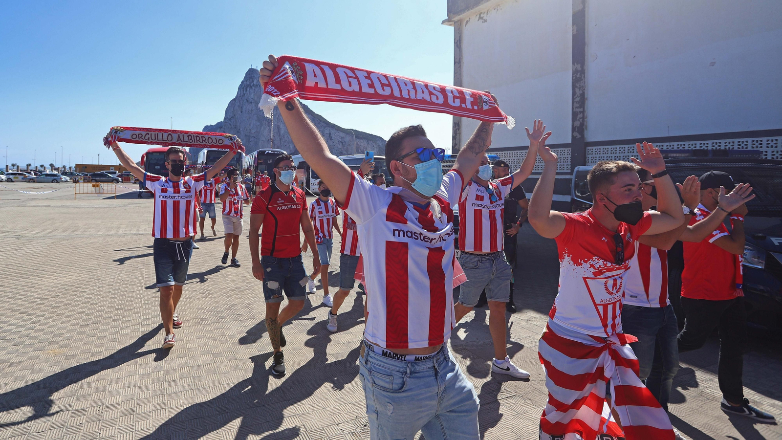 Aficionados del Algeciras, el pasado domingo en La Línea.