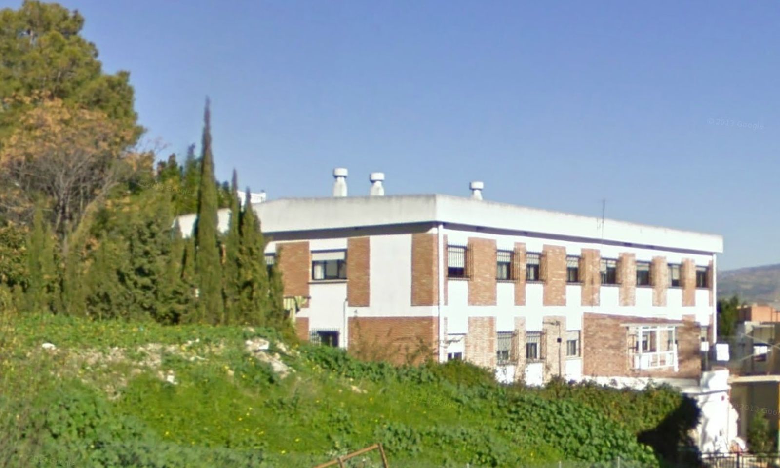 Vista del colegio Los Llanos, de Álora.