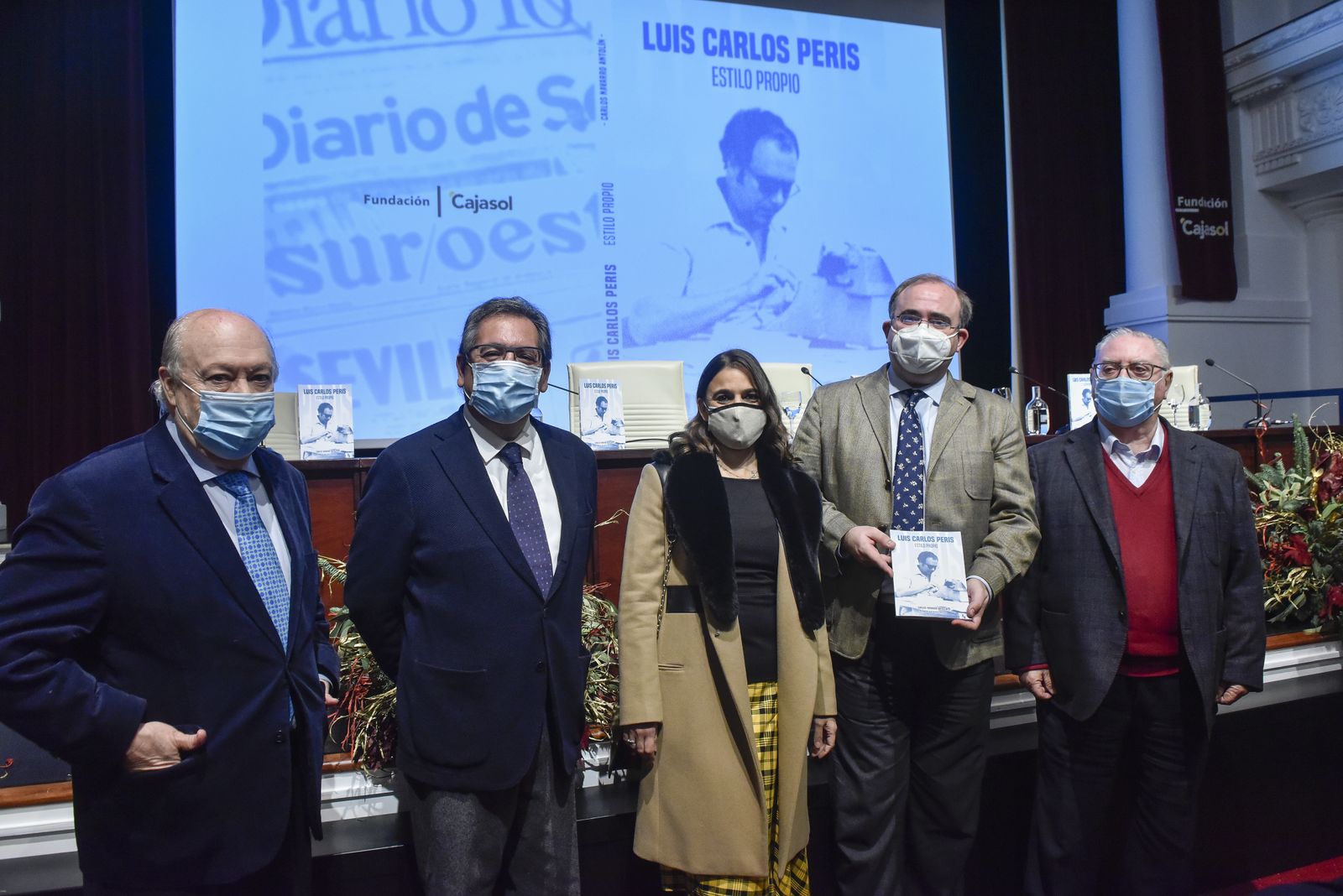 La presentación del libro de Carlos Navarro, sobre Luis Carlos Peris en imágenes