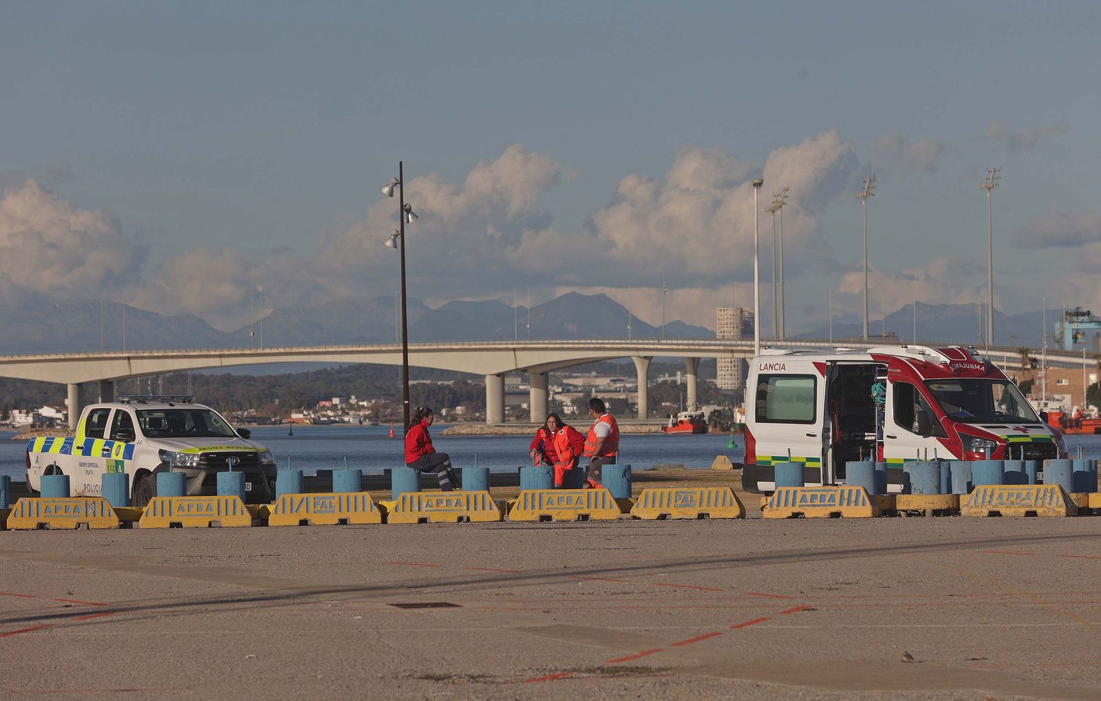 Búscate en las fotos de la celebración del 24 de diciembre en Algeciras