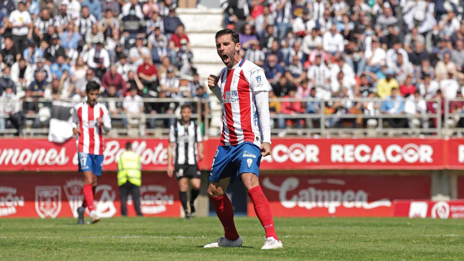 Jordi Figueras, con un gesto de celebración en el Clásico.