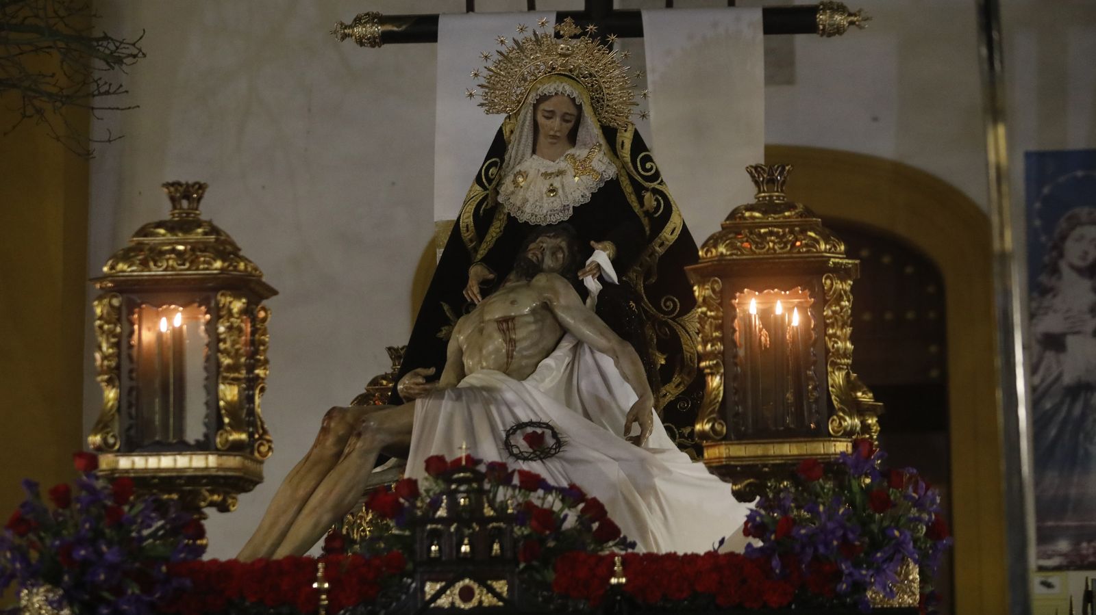 Fotos del Jueves Santo en La Línea: Perdón y la Salud, Gran Poder y Angustias