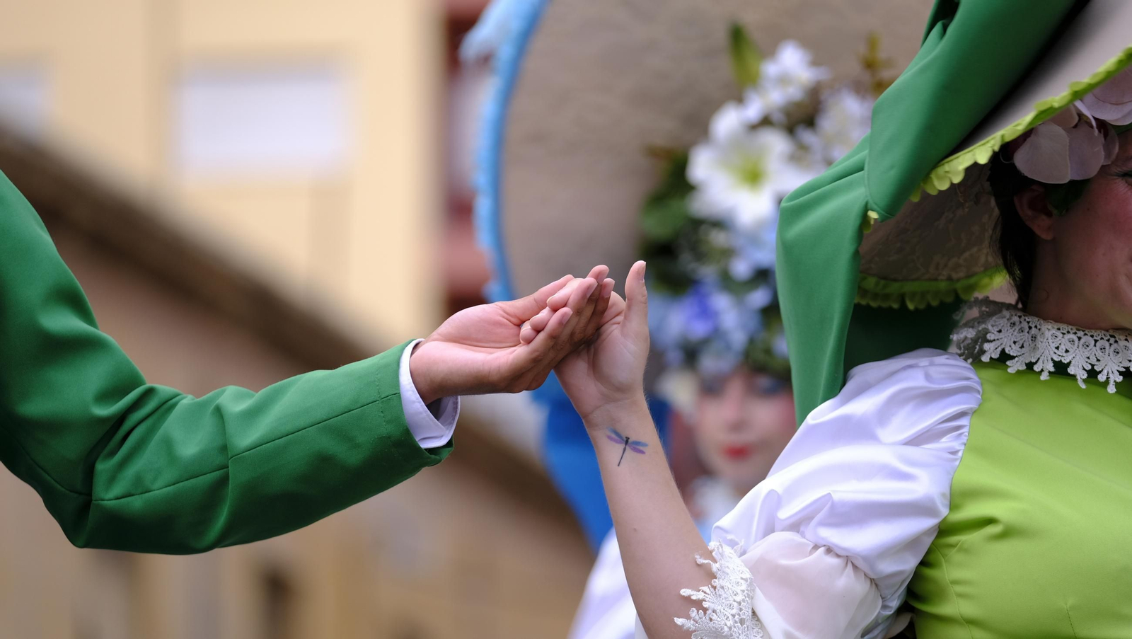 Las mejores imágenes de la Batalla de Flores de Almería