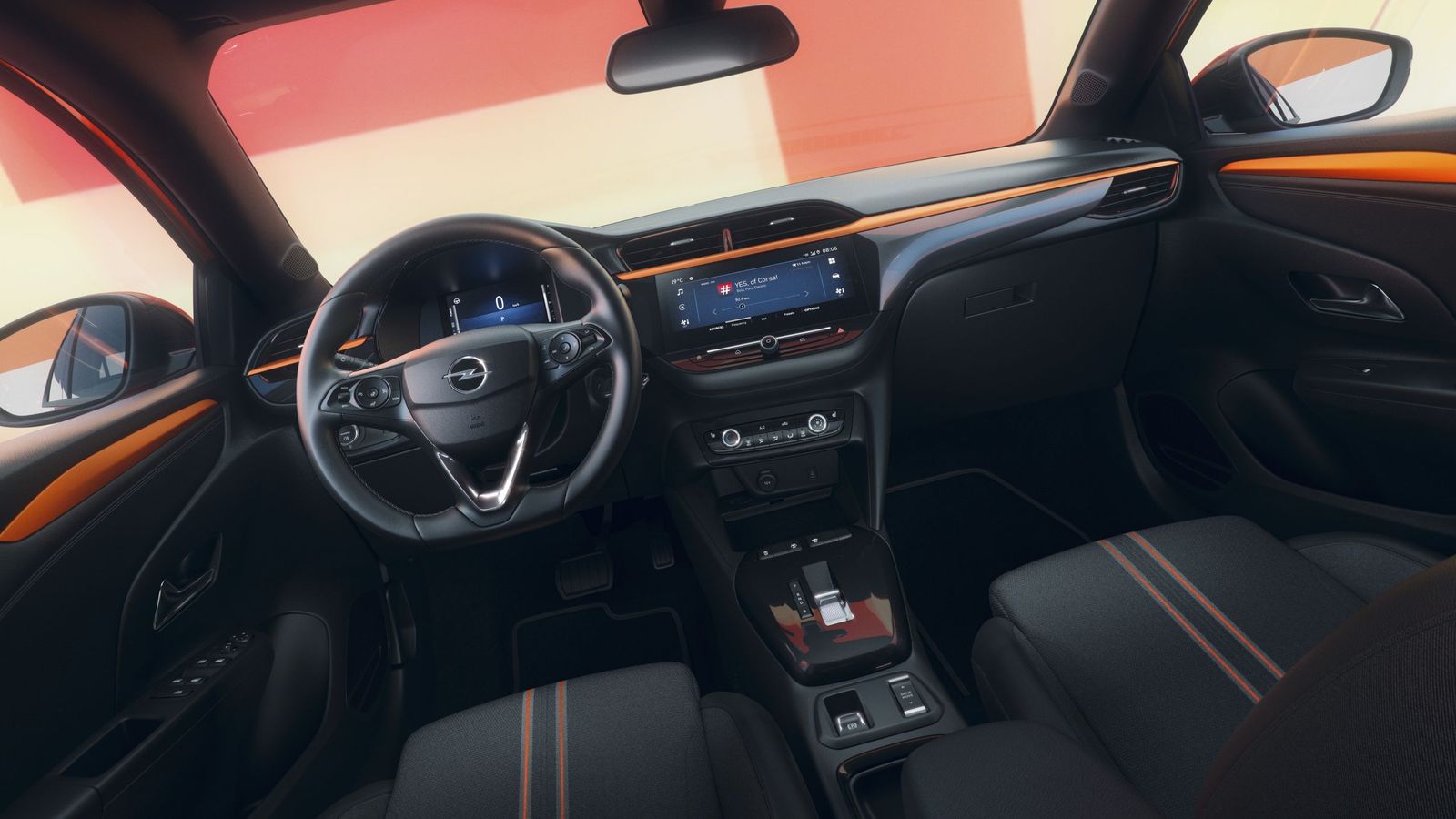 Entre lo más característico de estos Corsa Yes están los toques de color que alcanzan a salpicadero, paneles de puertas o tapicerías.