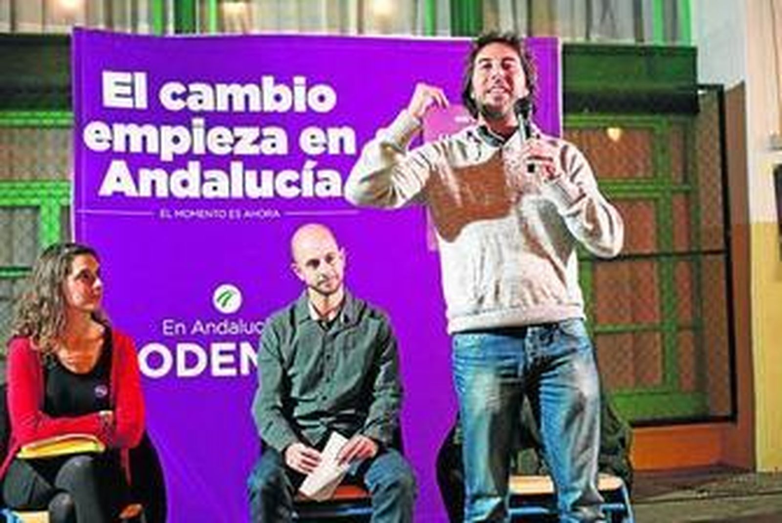 Jesús Rodríguez interviene en el acto de ayer en Cádiz.
